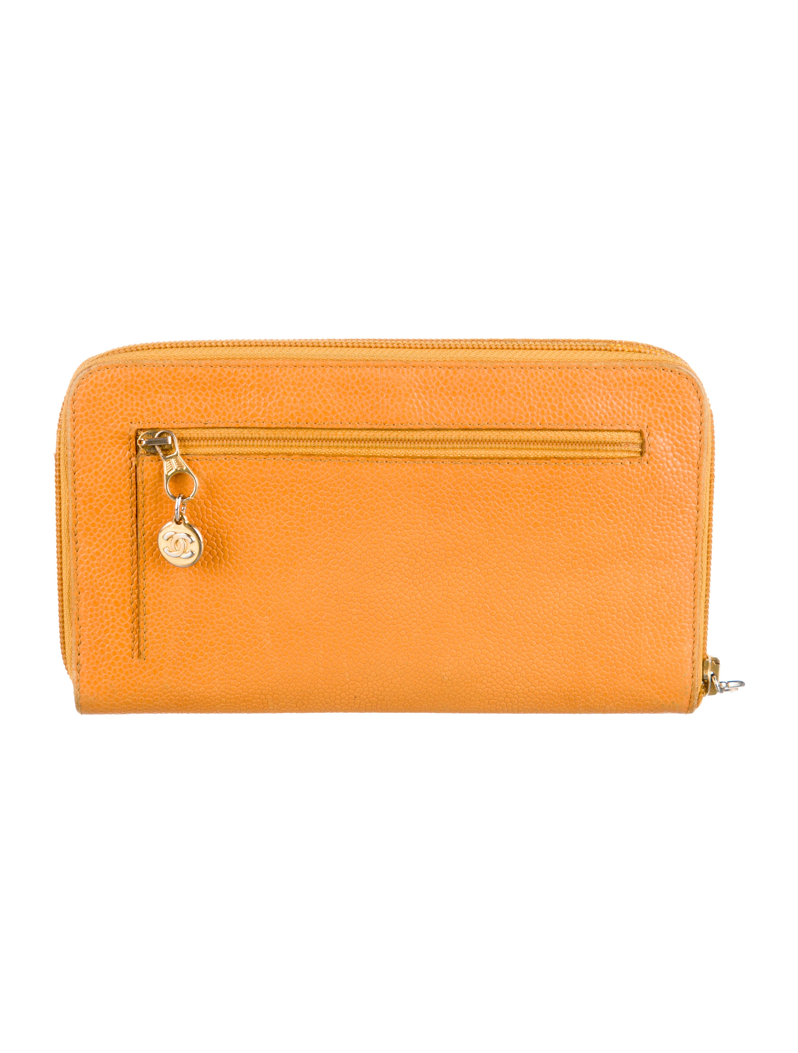 Chanel Vintage 1997-1999 Continental Wallet