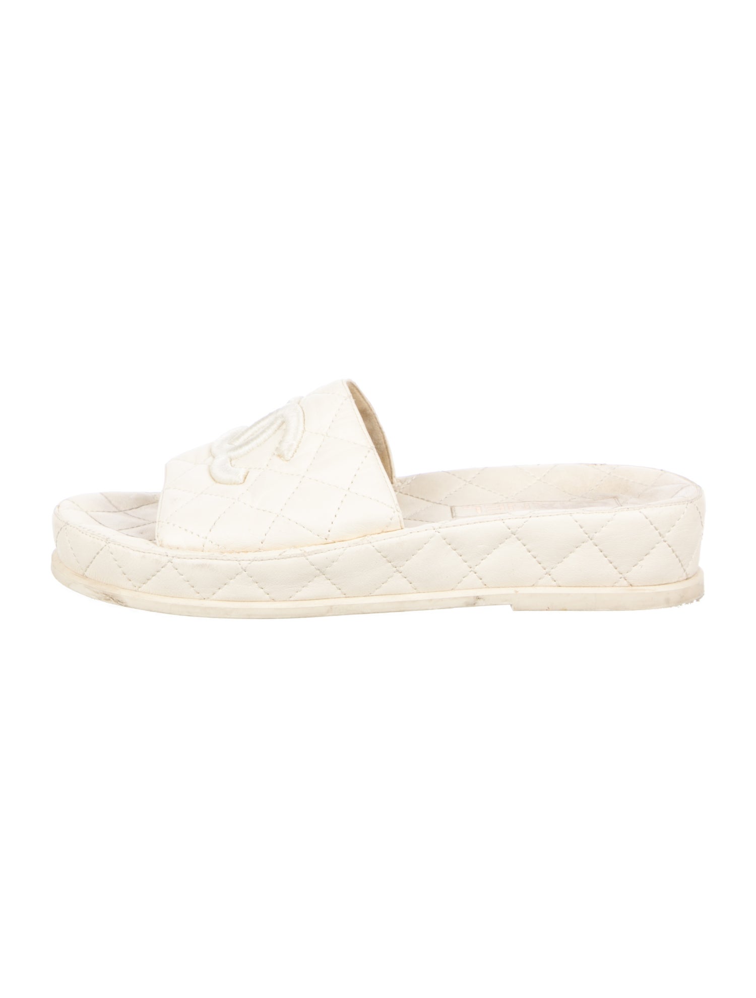 Chanel 2021 Interlocking CC Logo Espadrilles