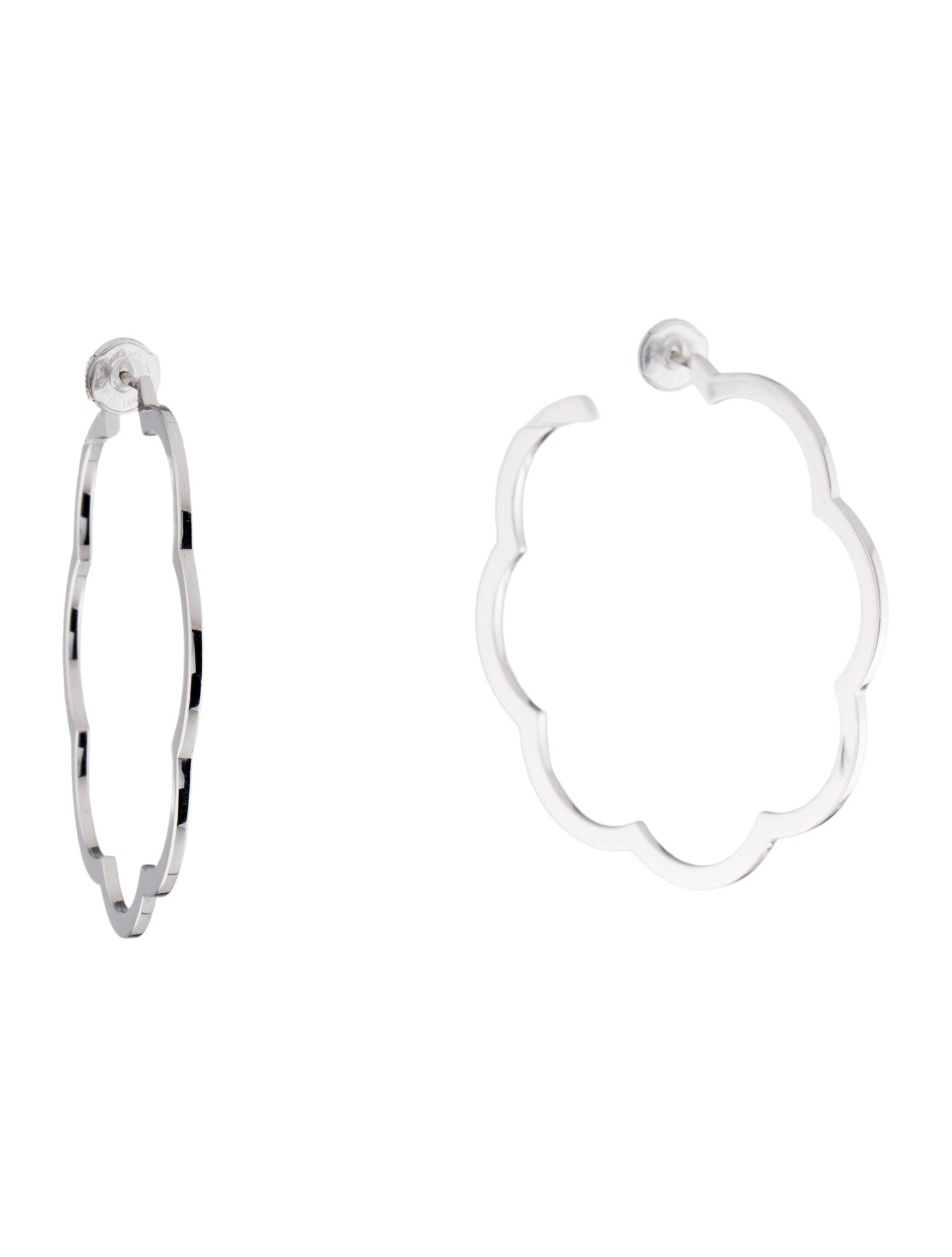 Chanel 18K Profil de Camélia Hoop Earrings