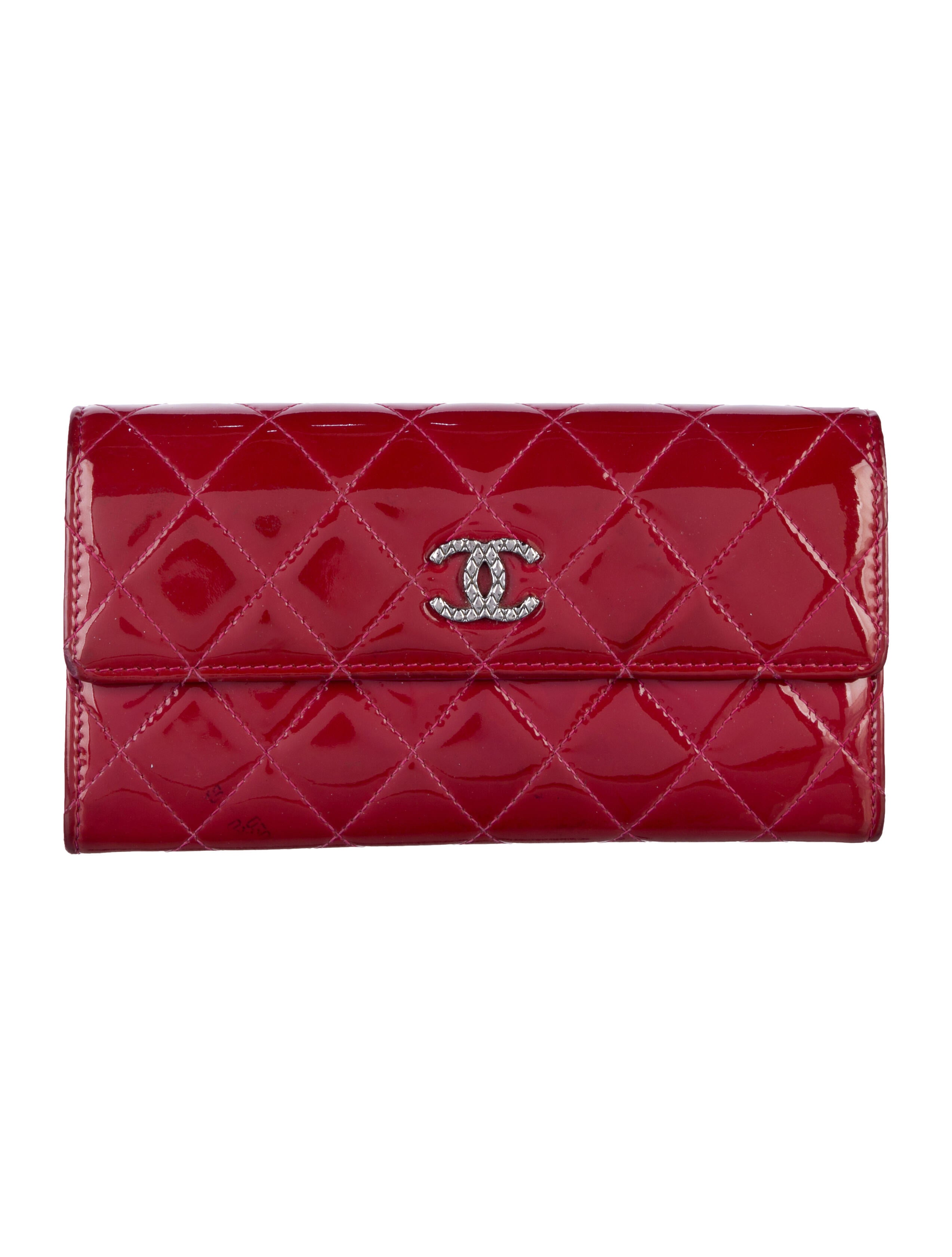 Chanel 2014-2015 Interlocking CC Logo Continental Wallet