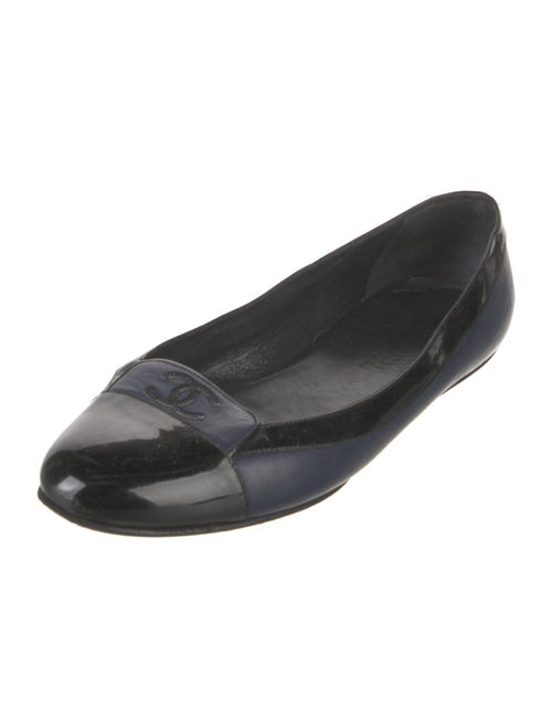 Chanel Interlocking CC Logo Leather Ballet Flats
