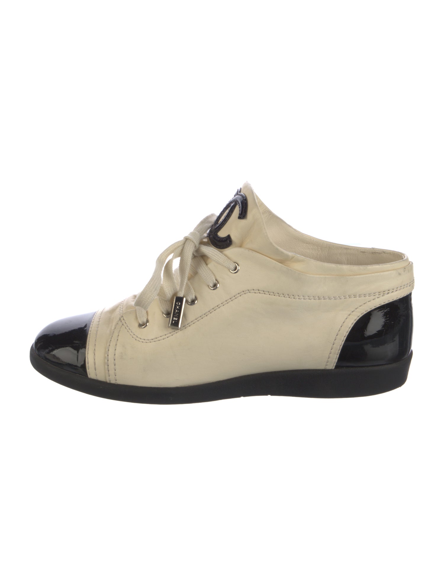 Chanel Interlocking CC Logo Leather Sneakers