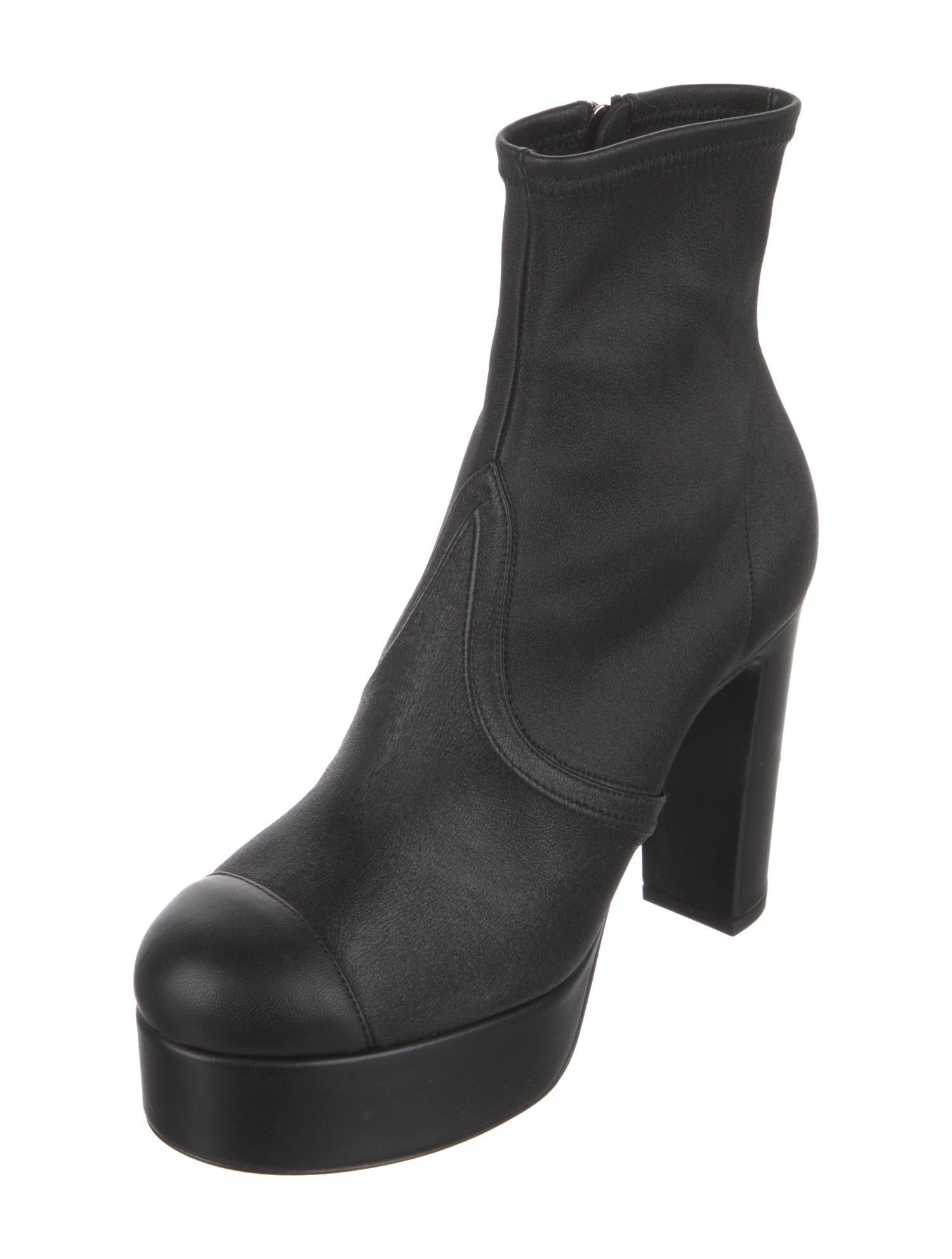 Chanel 2024 Interlocking CC Logo w/ Tags