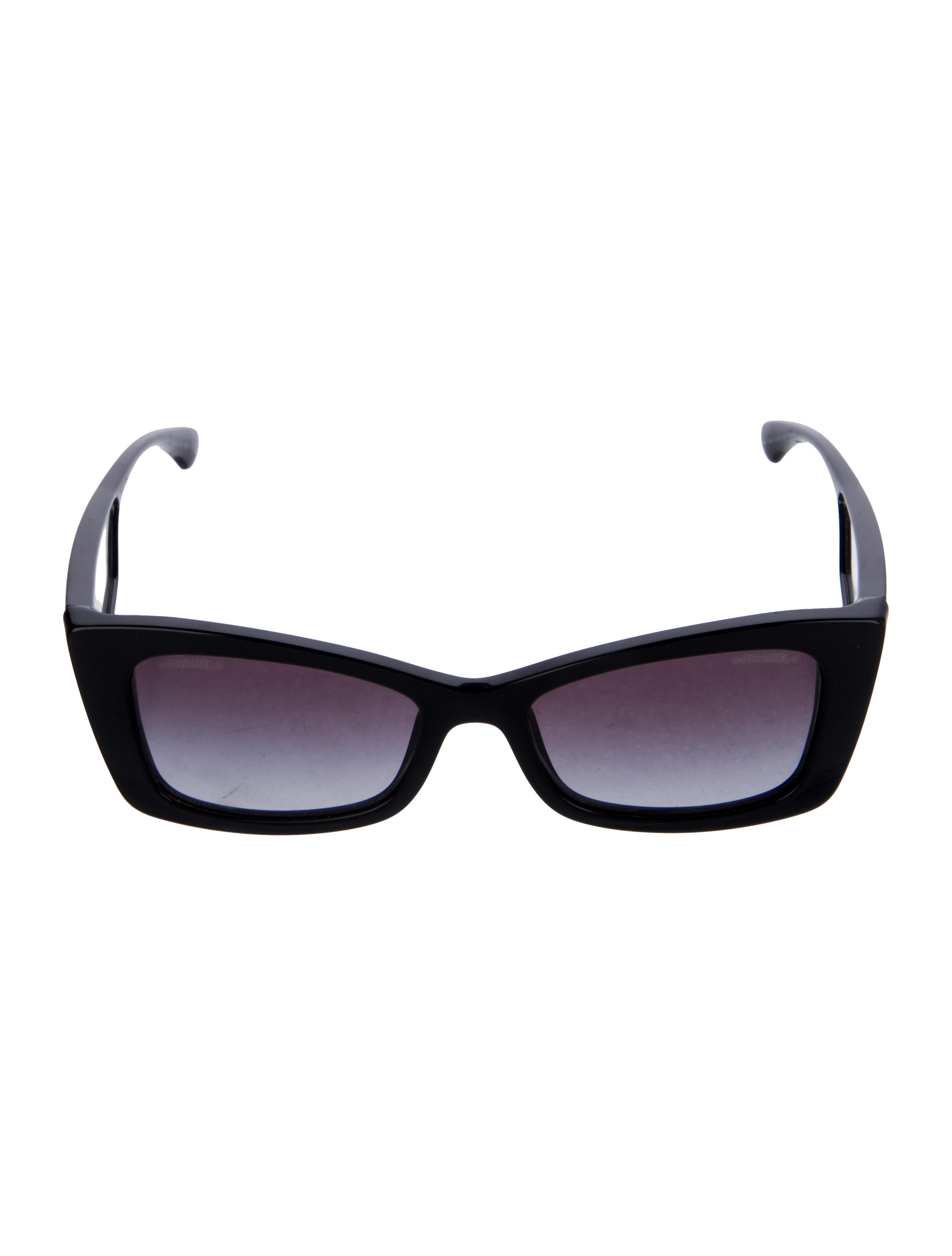 Chanel Interlocking CC Logo Wayfarer Sunglasses
