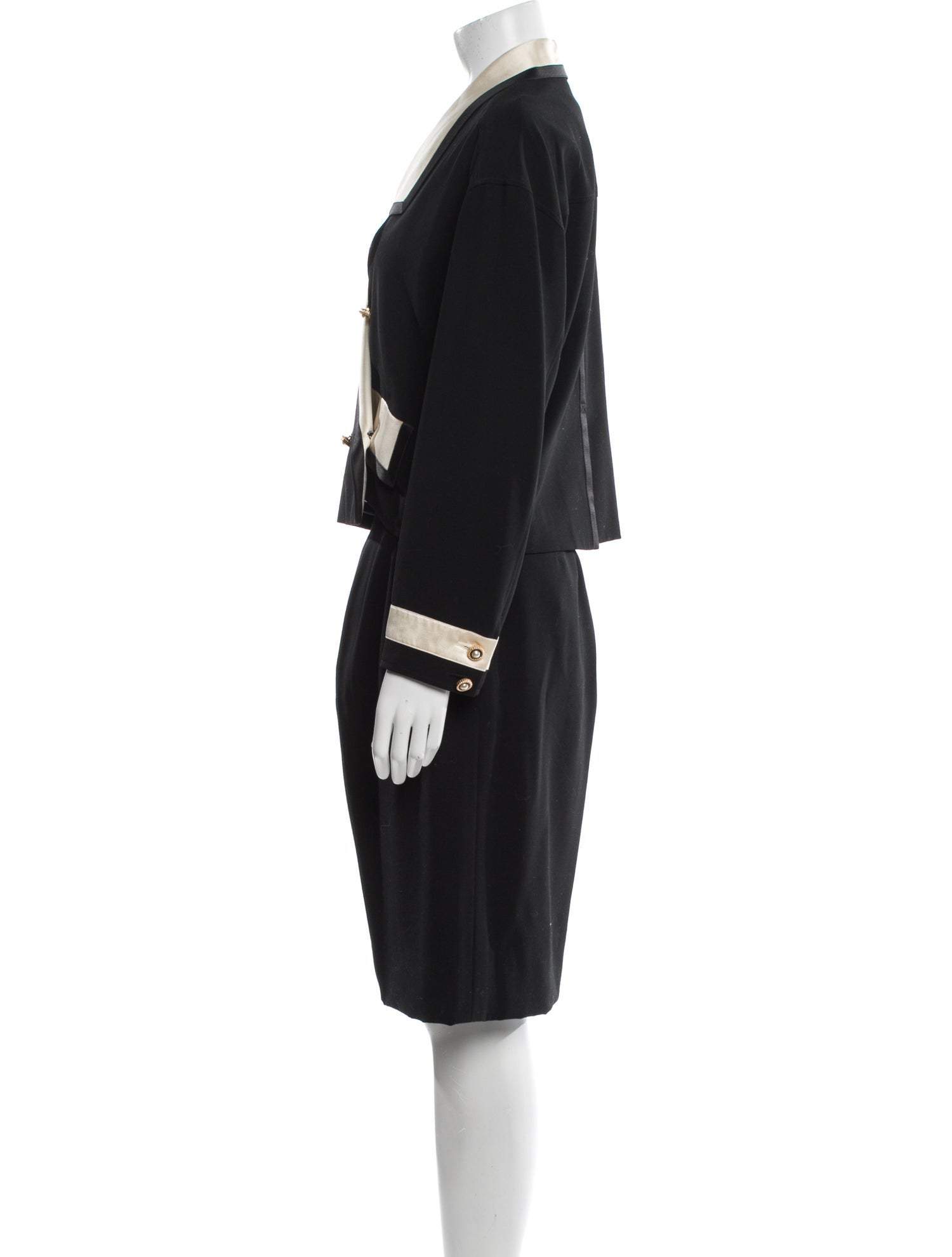 Chanel Vintage 1993 Skirt Suit