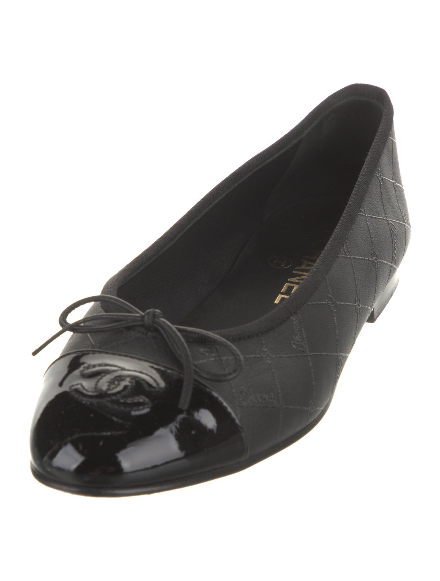Chanel Interlocking CC Logo Leather Ballet Flats
