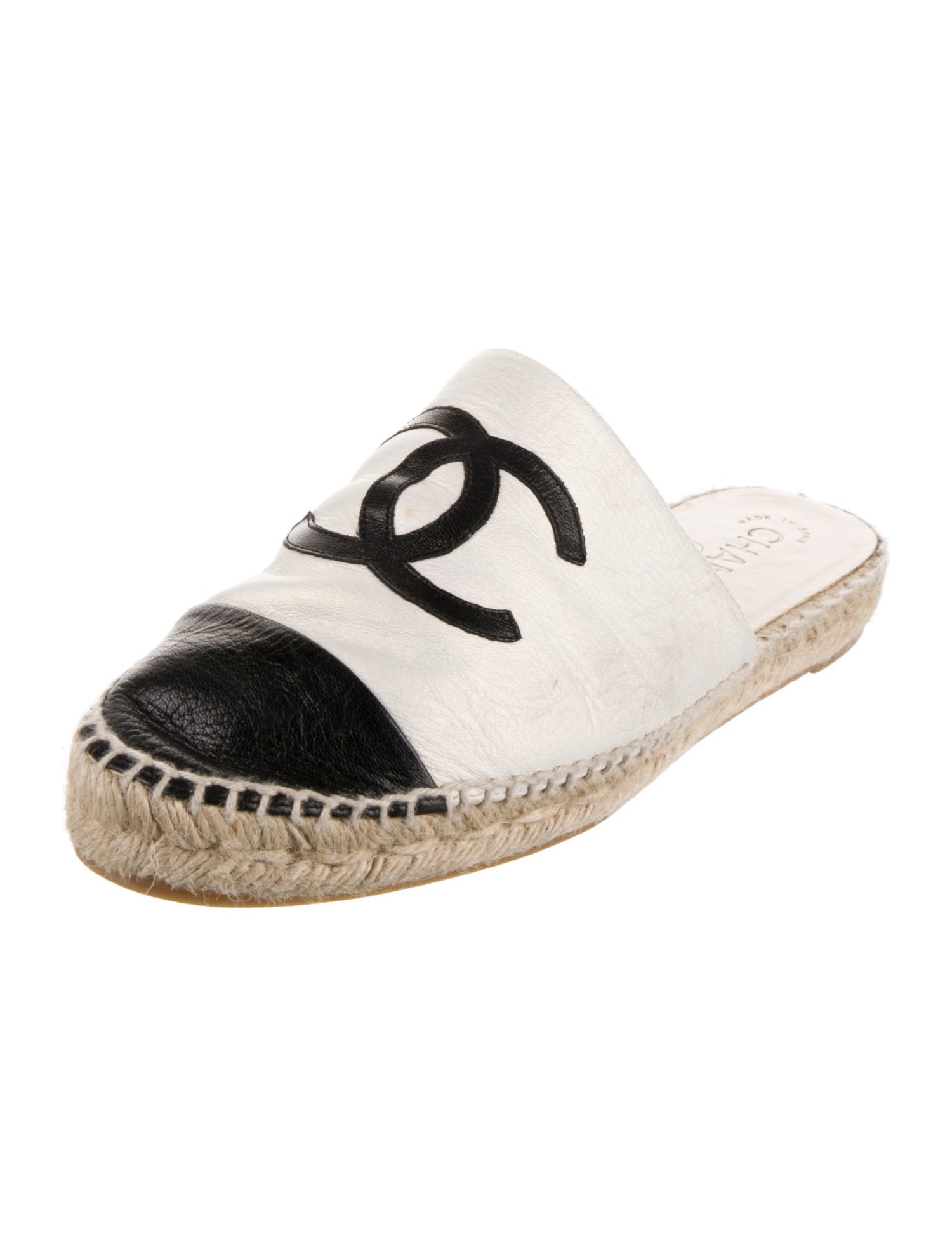 Chanel 2020 Interlocking CC Logo Espadrilles