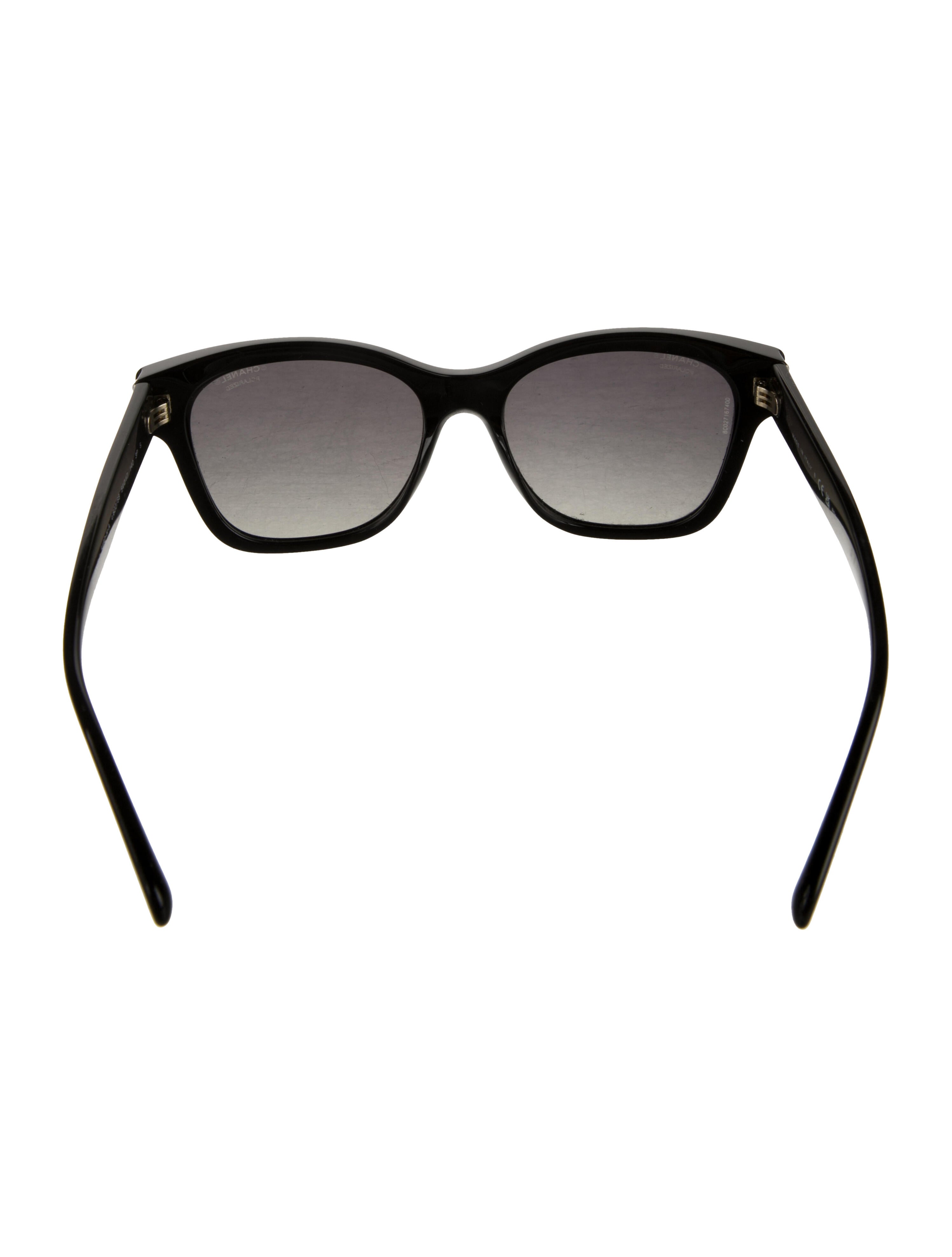 Chanel Interlocking CC Logo Wayfarer Sunglasses