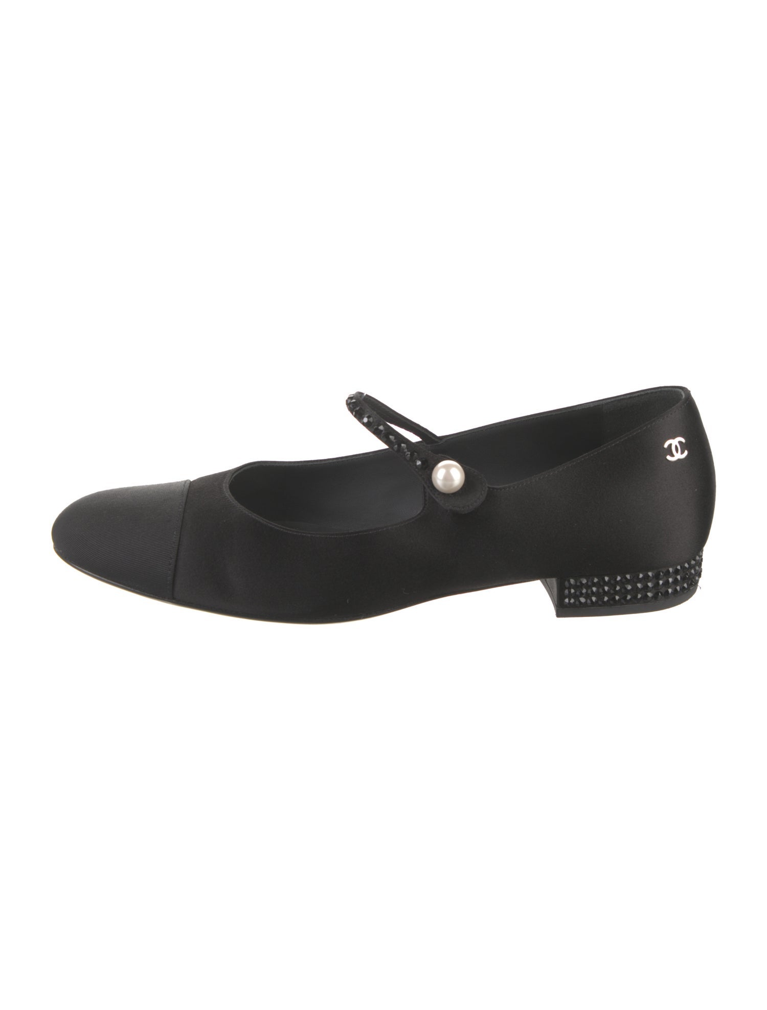 Chanel 2024 Interlocking CC Logo Mary Jane Flats
