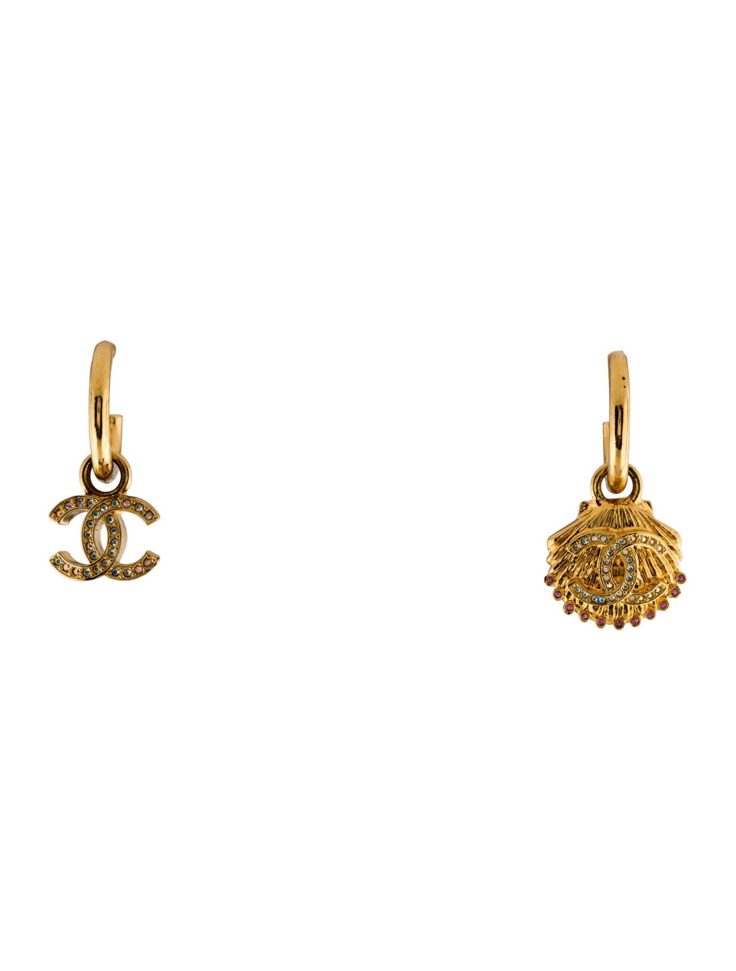 Chanel 2023 Strass CC Seashell Drop Earrings