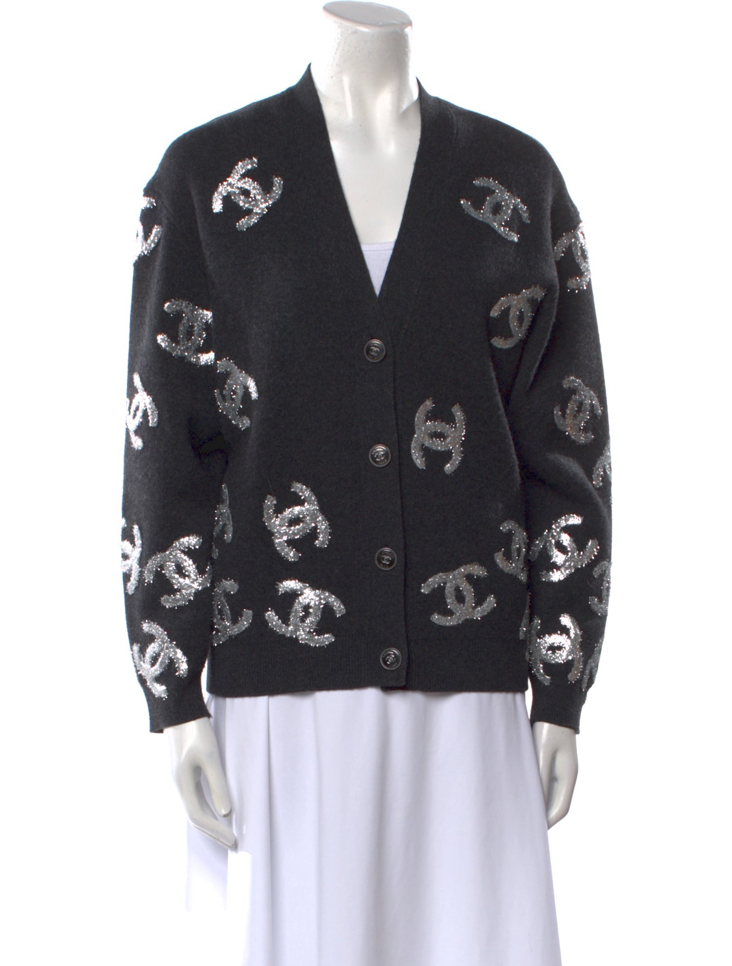 Chanel 2022 Le 19M Sweater