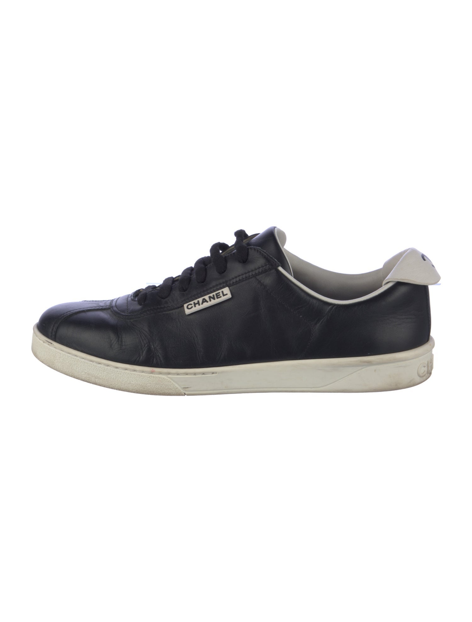 Chanel Interlocking CC Logo Leather Sneakers
