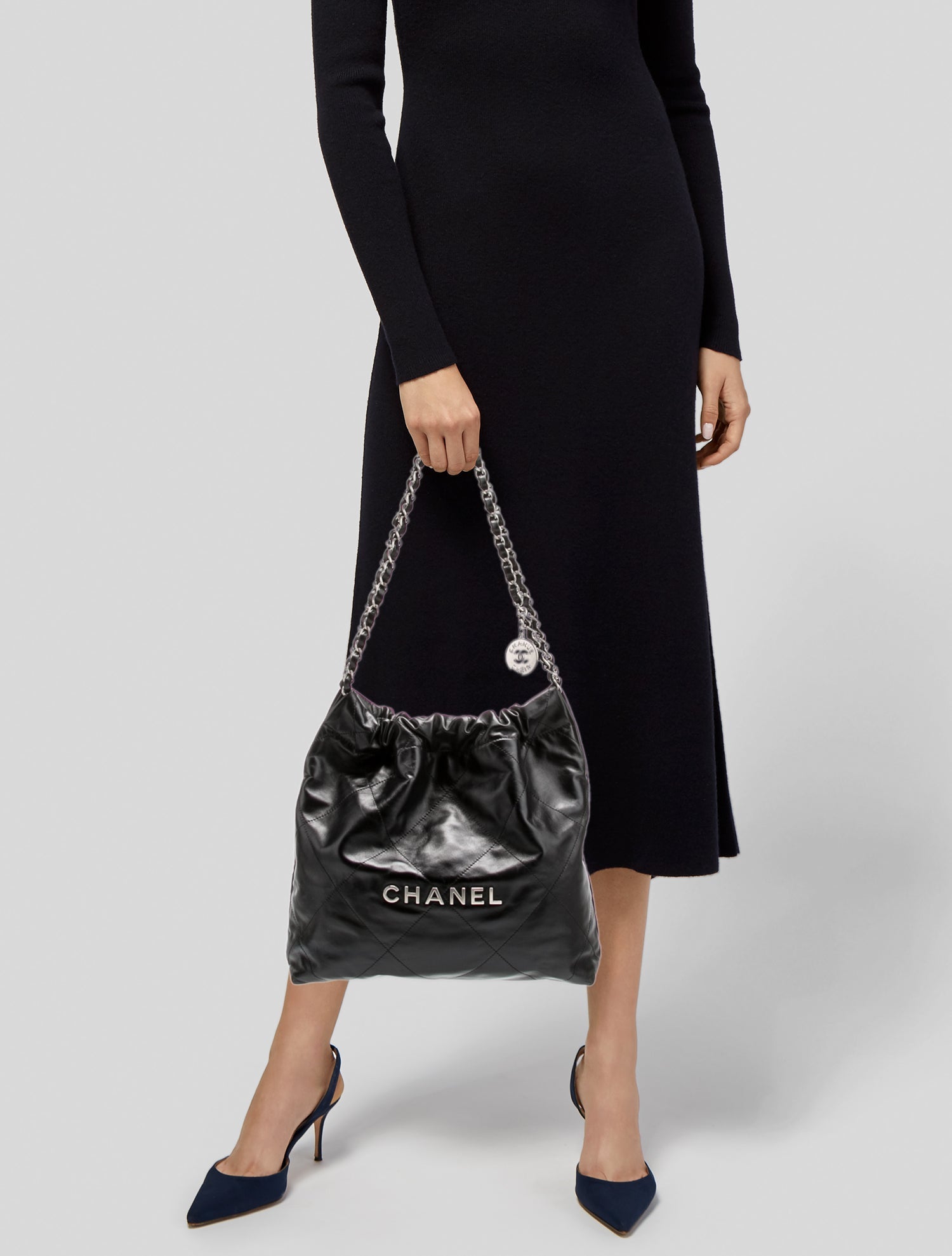 Chanel 2023 Small 22 Hobo