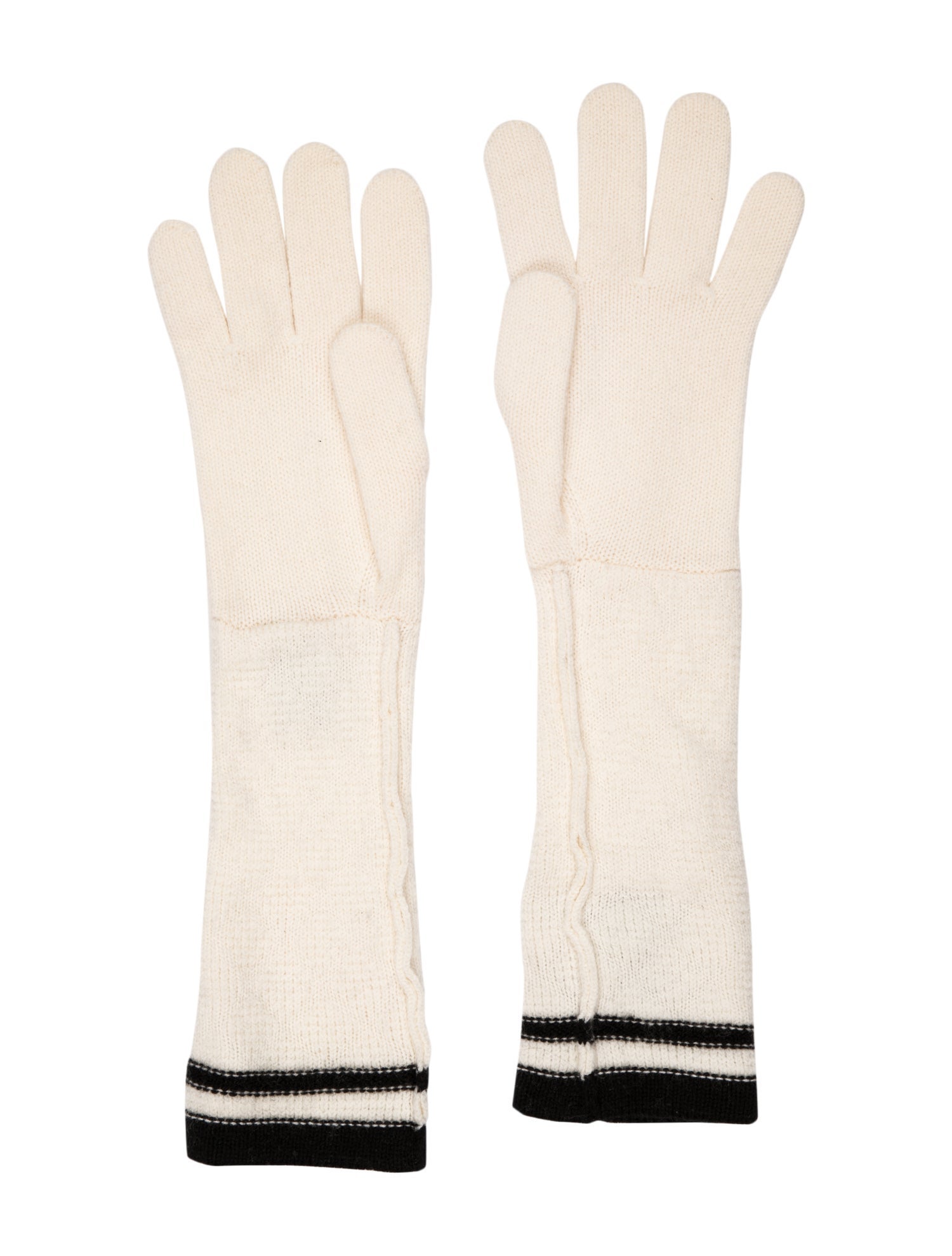 Chanel 2022 Pre-Fall Interlocking CC