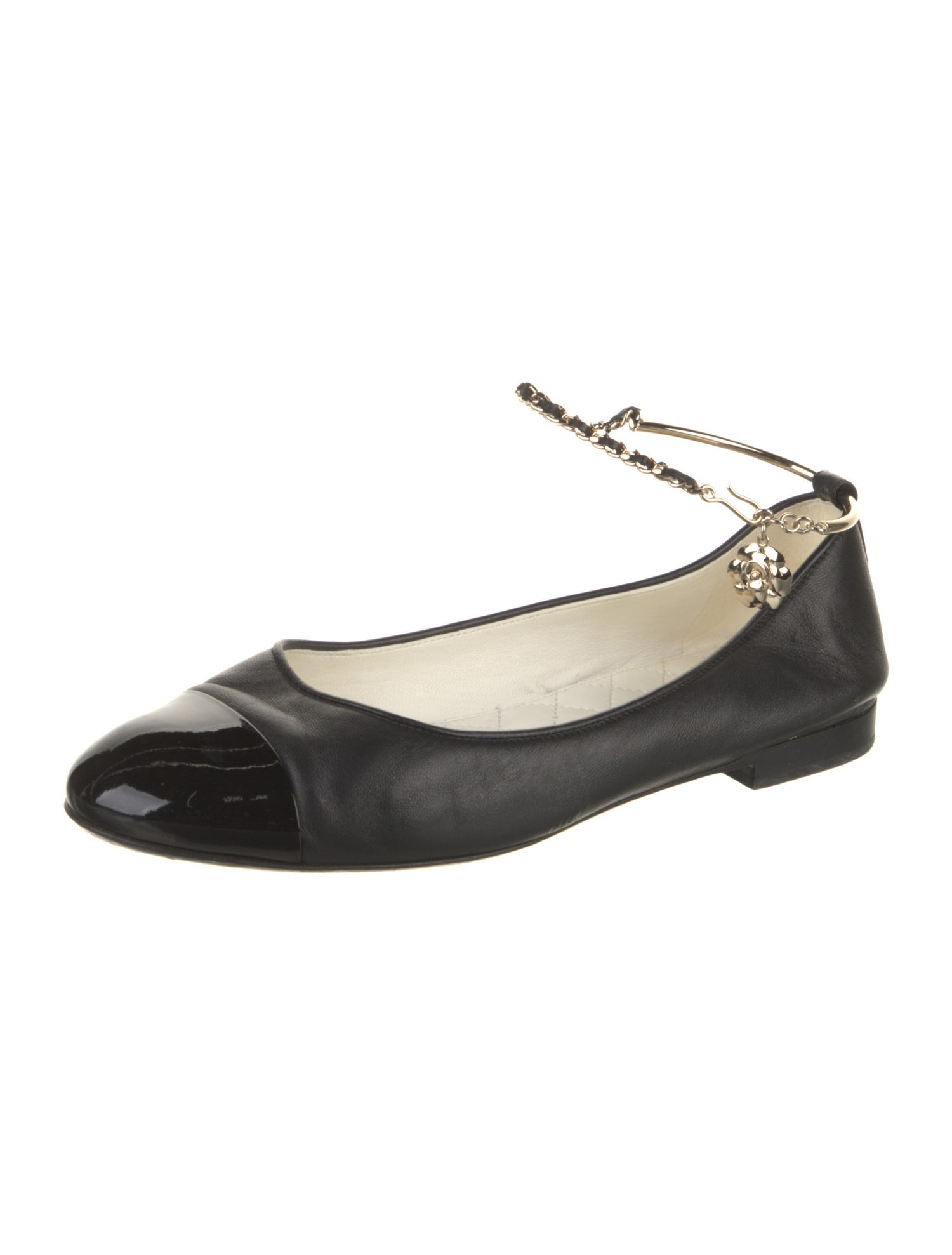 Chanel Interlocking CC Logo Leather Ballet Flats
