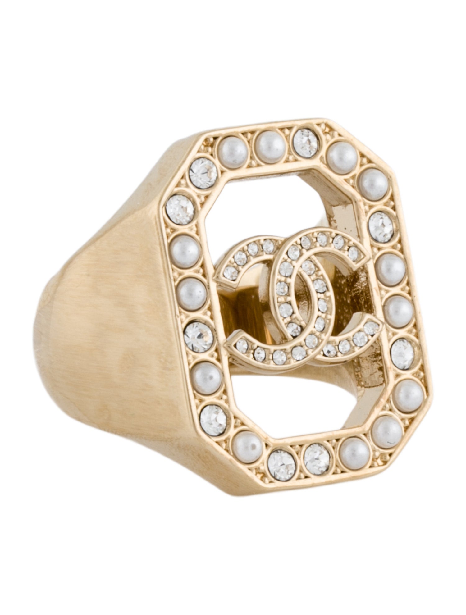 Chanel 2023 Strass & Faux Pearl Cocktail Ring