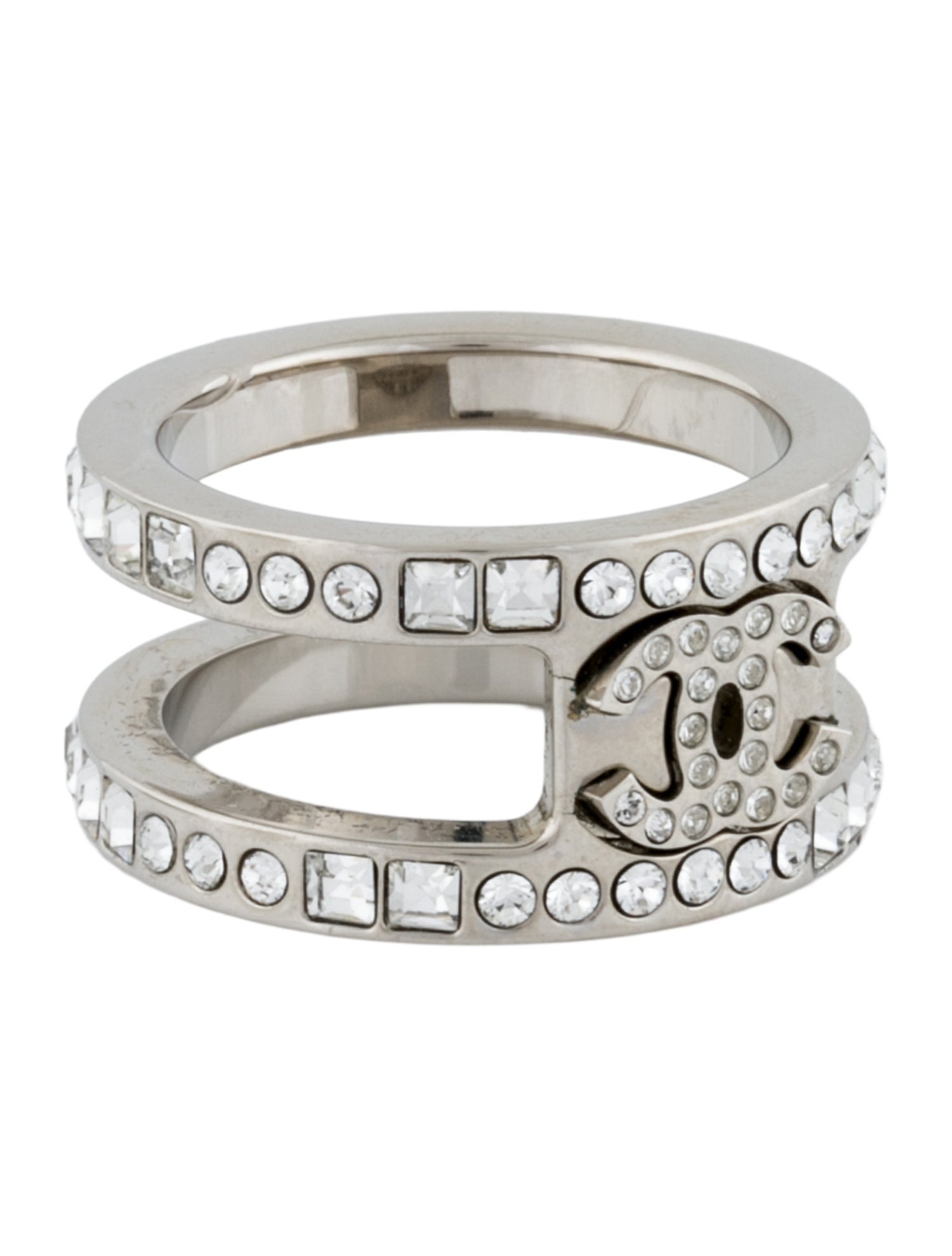 Chanel Strass CC Band Ring