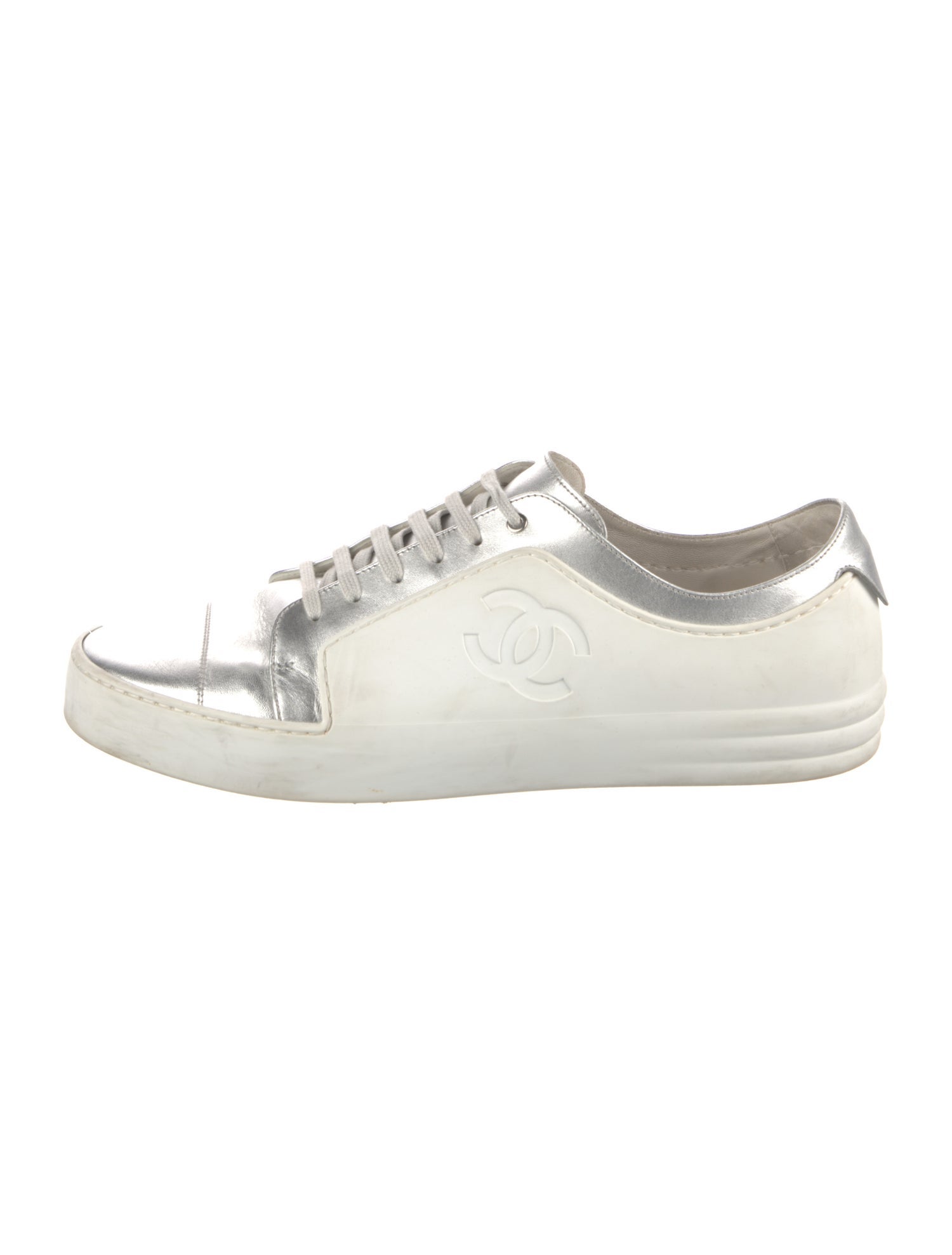 Chanel Interlocking CC Logo Leather Sneakers