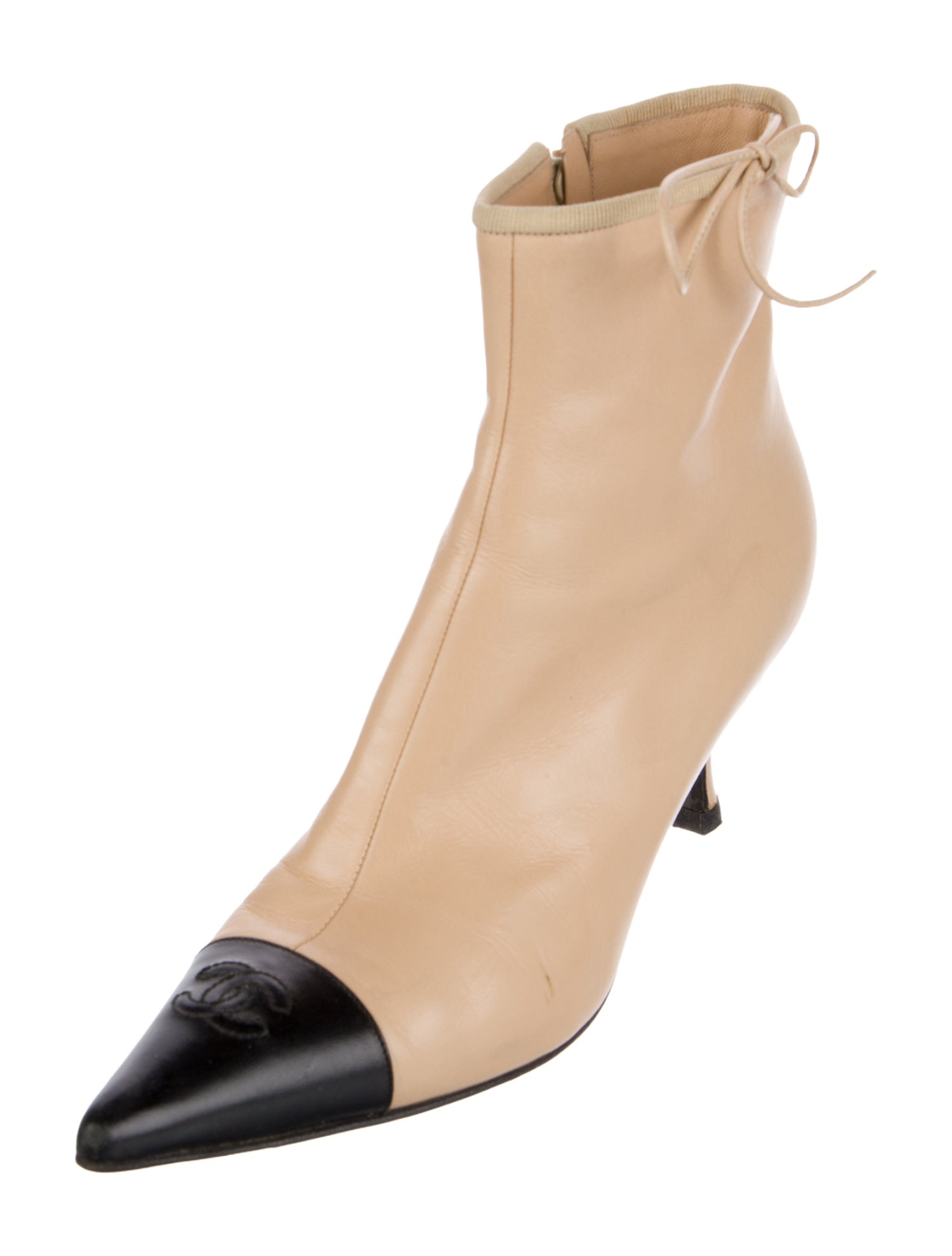 Chanel Vintage Interlocking CC Logo Boots