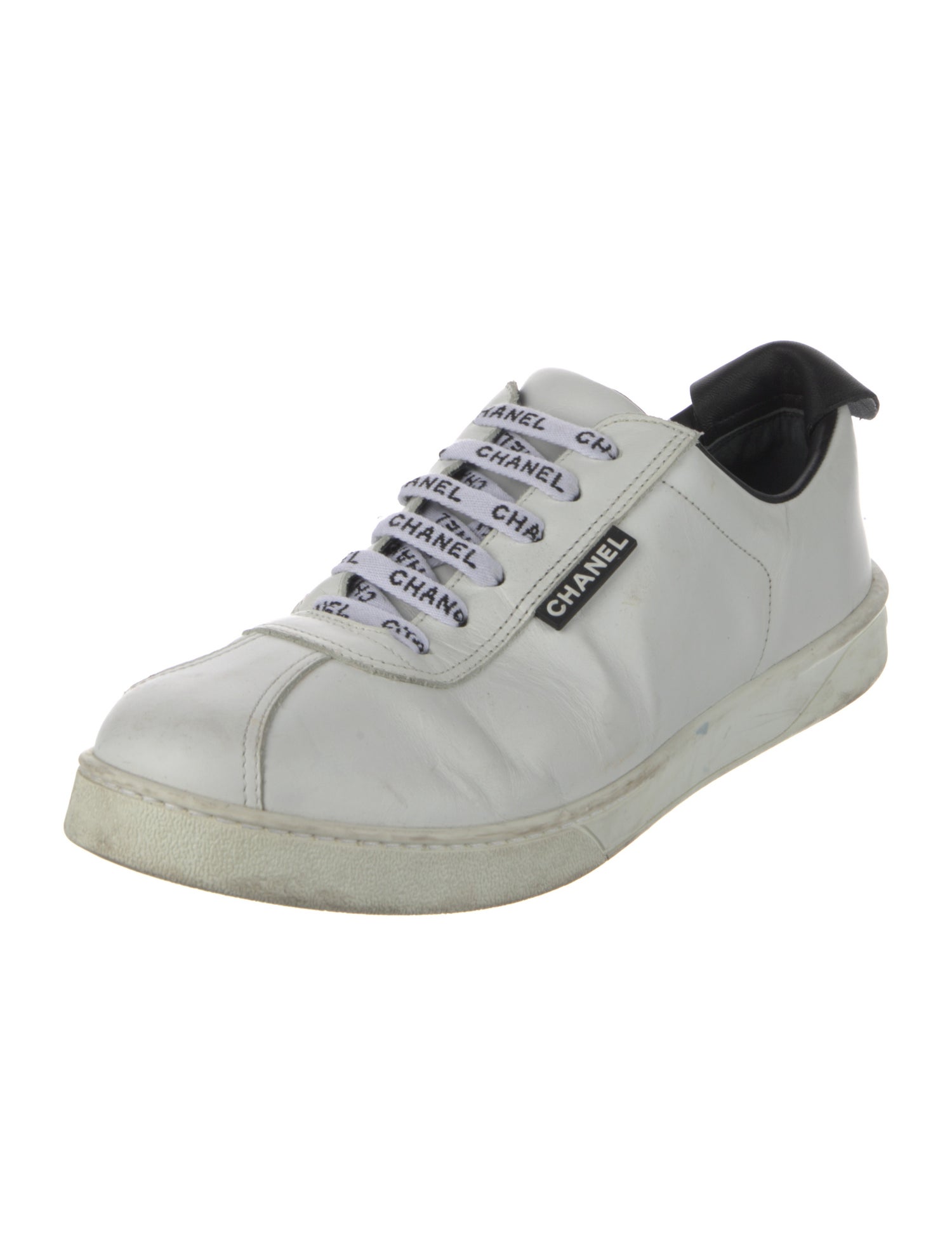 Chanel Interlocking CC Logo Leather Sneakers