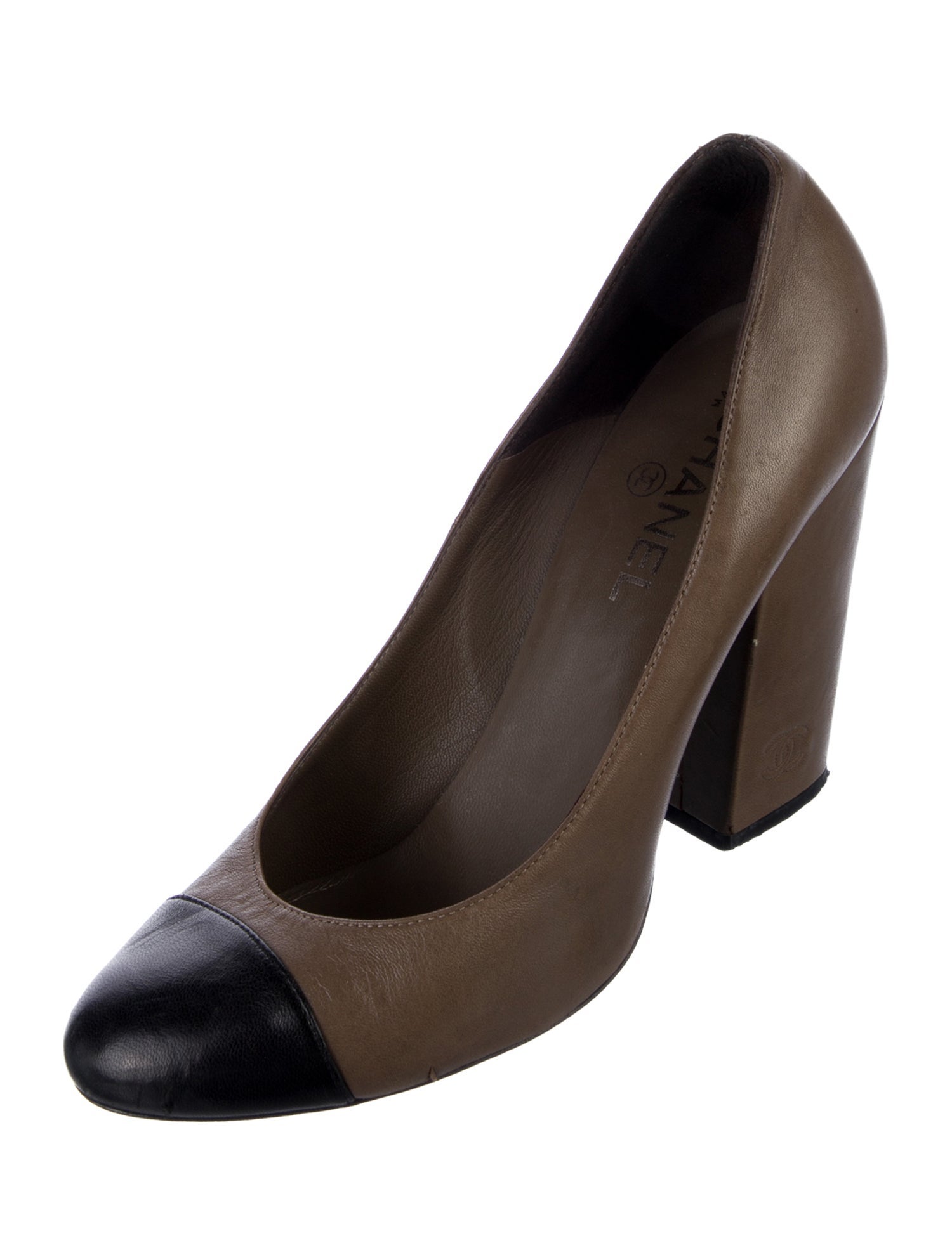 Chanel Vintage Interlocking CC Logo Pumps