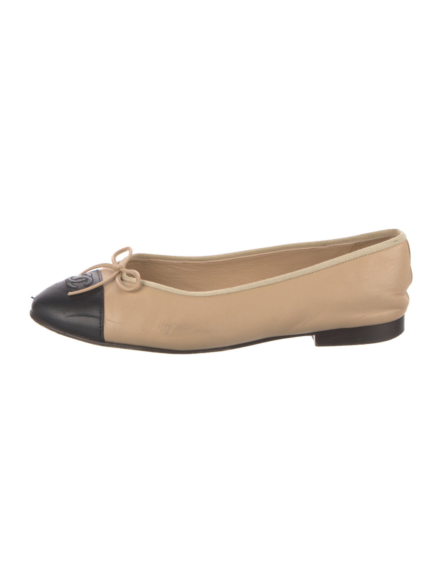 Chanel Interlocking CC Logo Lambskin Ballet Flats