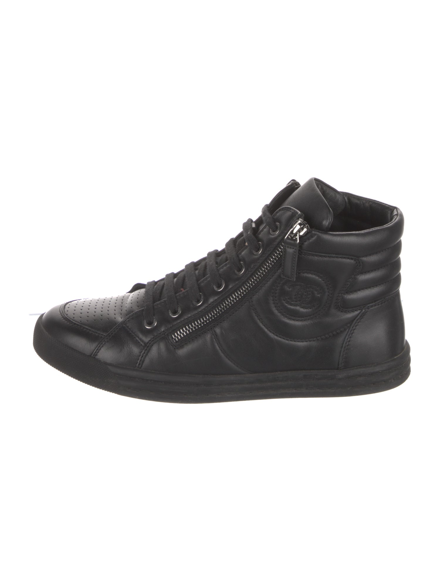 Chanel Interlocking CC Logo Leather Sneakers