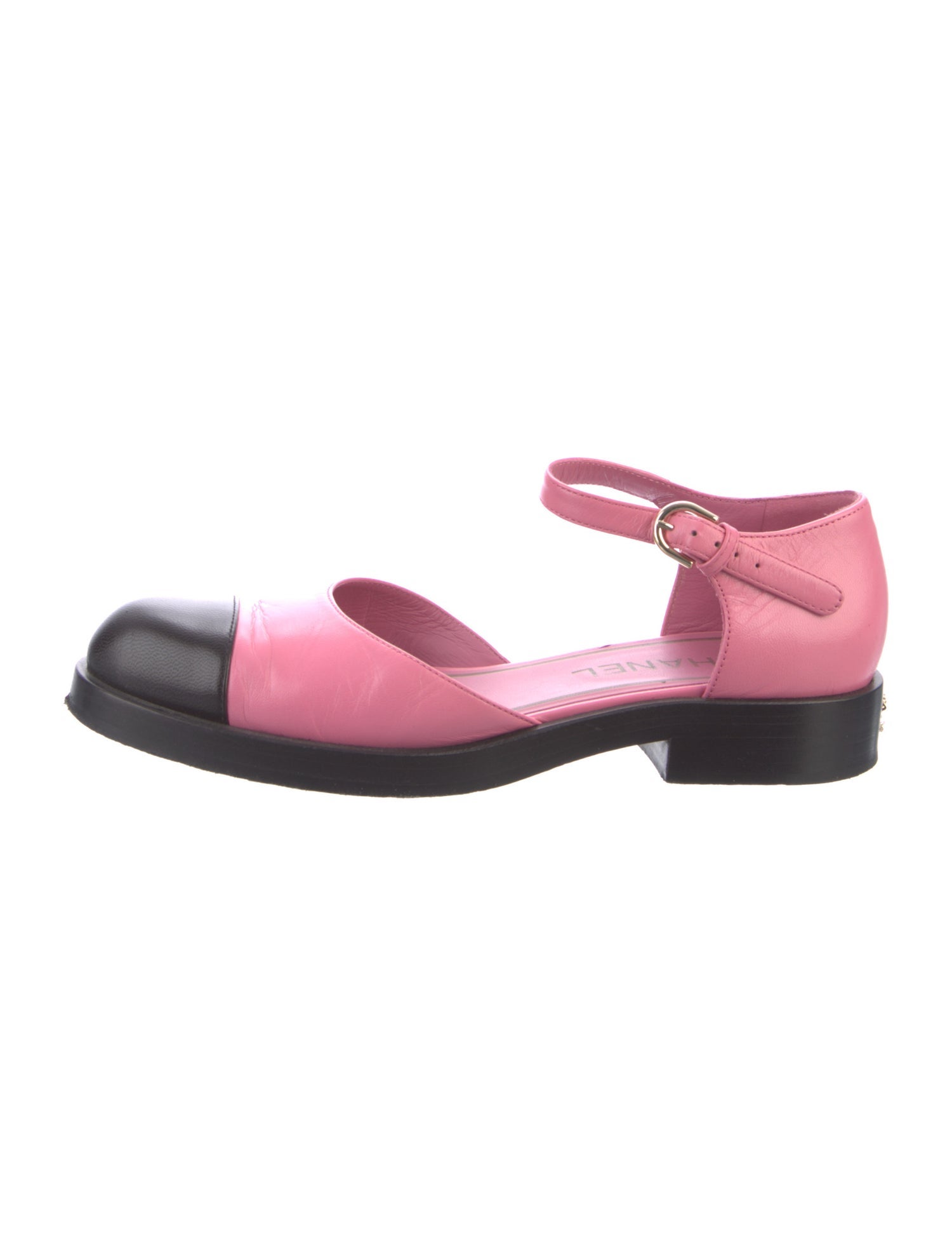 Chanel Interlocking CC Logo Leather D'Orsay Pumps