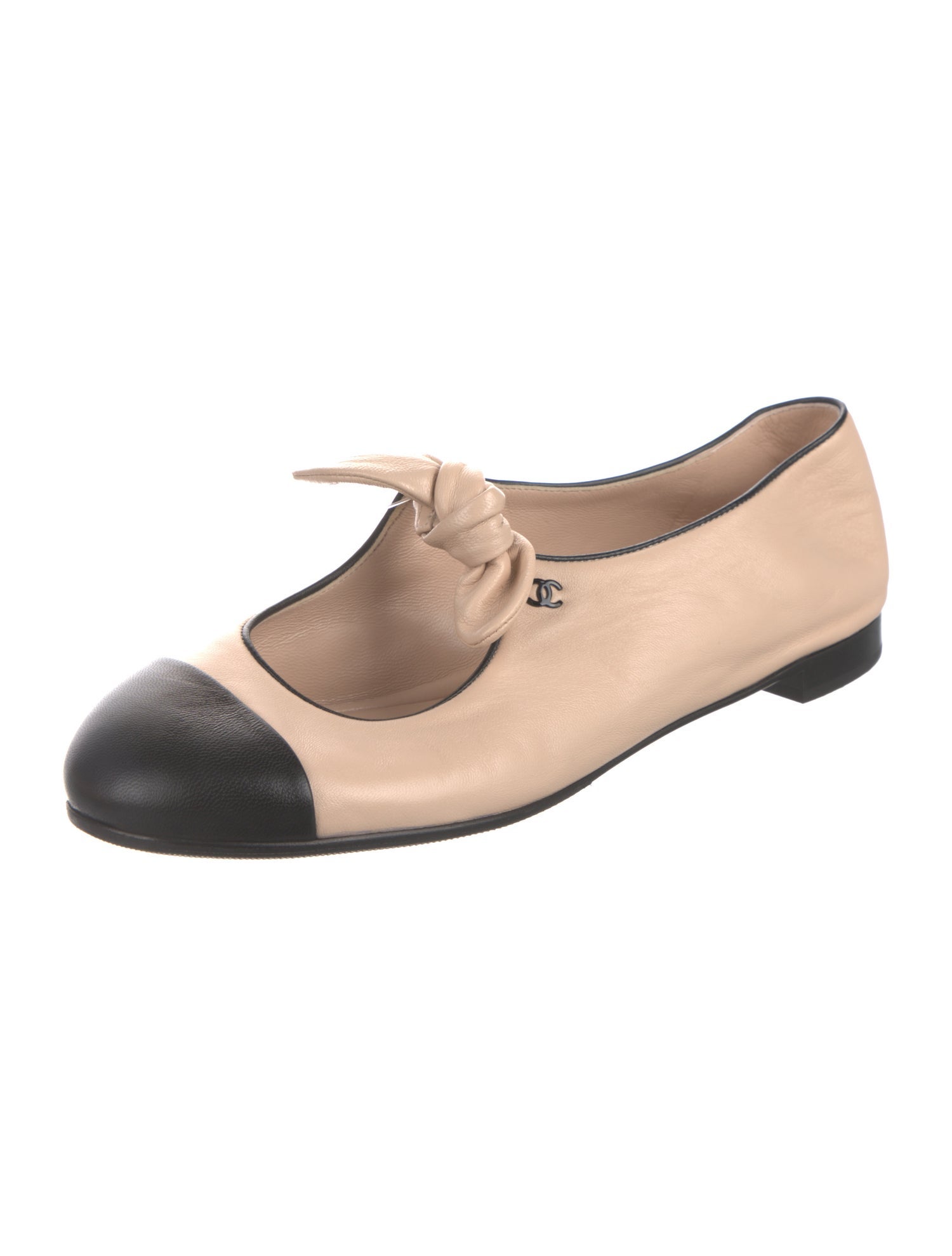 Chanel 2025 Interlocking CC Logo Mary Jane Flats