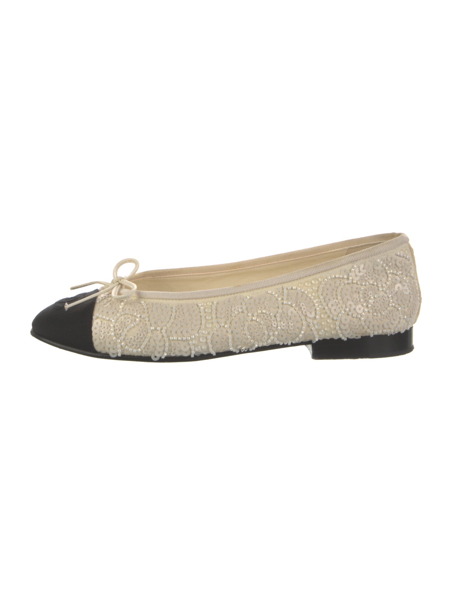 Chanel 2024 Interlocking CC Logo Ballet Flats