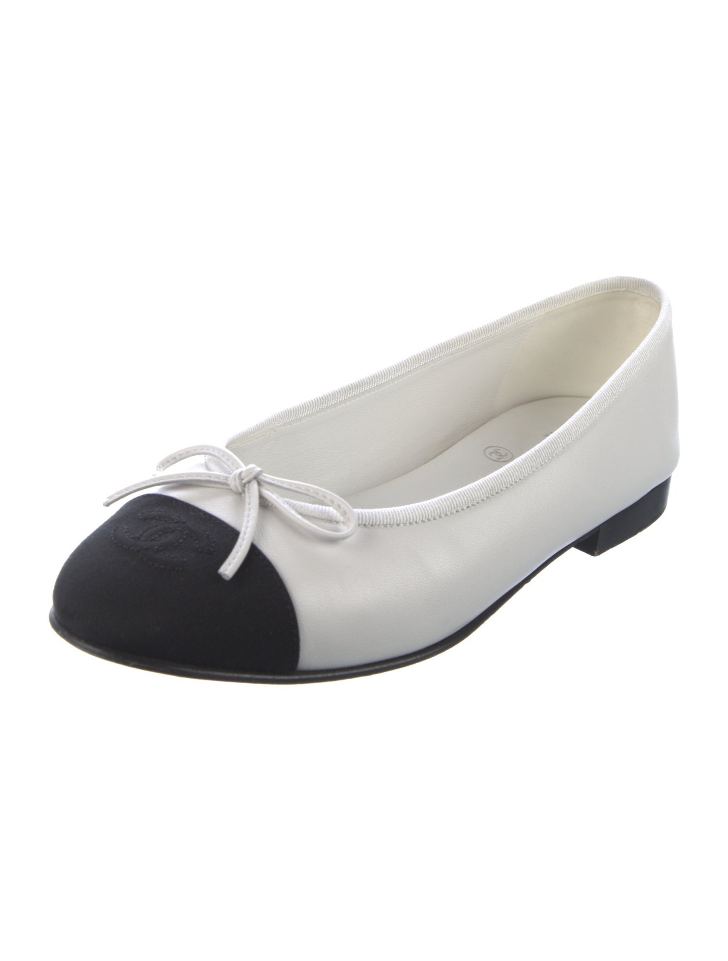Chanel 2024 Interlocking CC Logo Ballet Flats