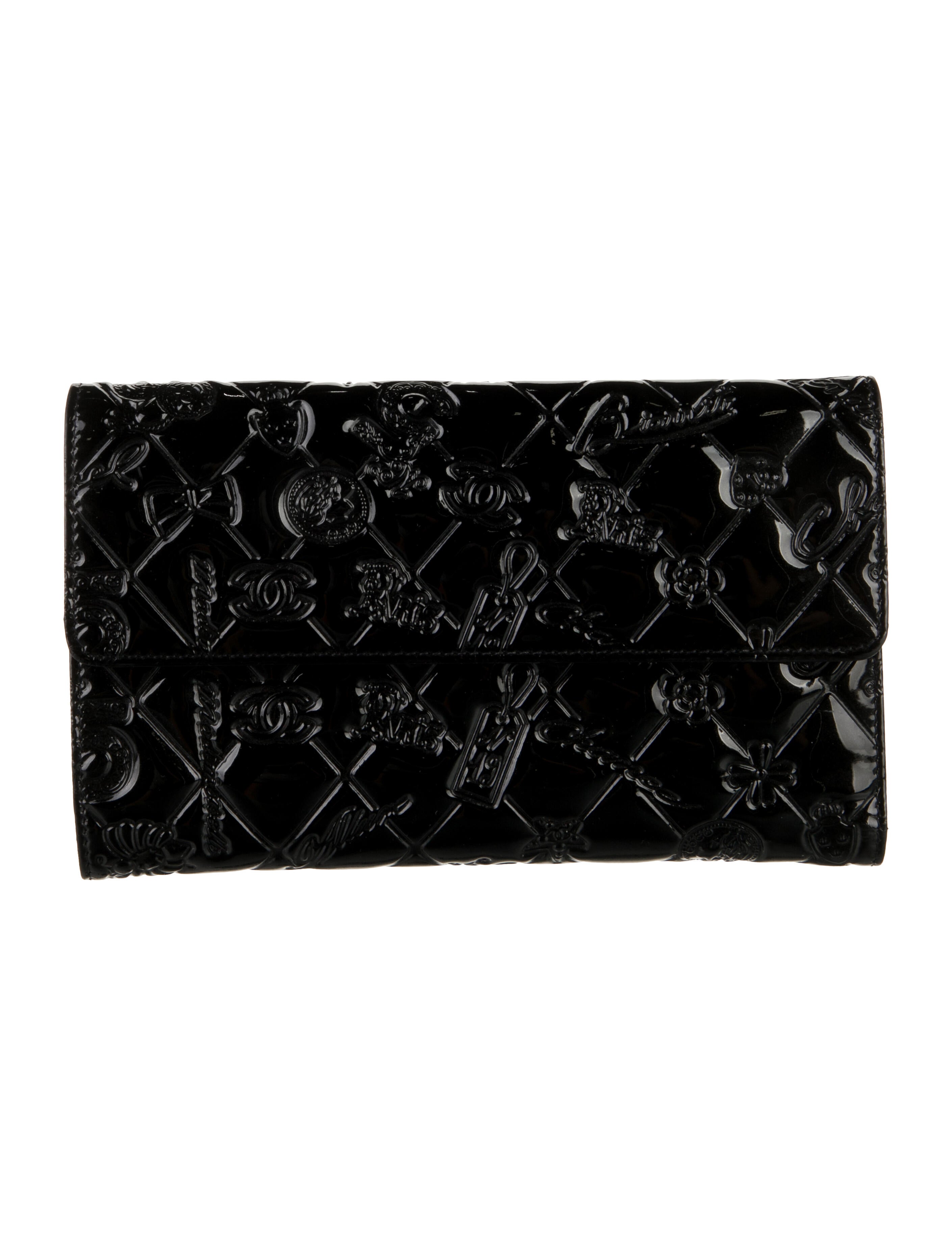 Chanel Icon Interlocking CC Logo Trifold Wallet