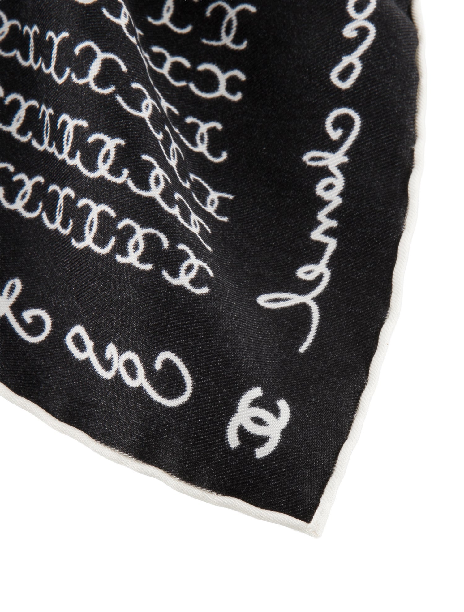 Chanel 2022 Silk Scrunchie & Scarf Set w/Tags w/Tags