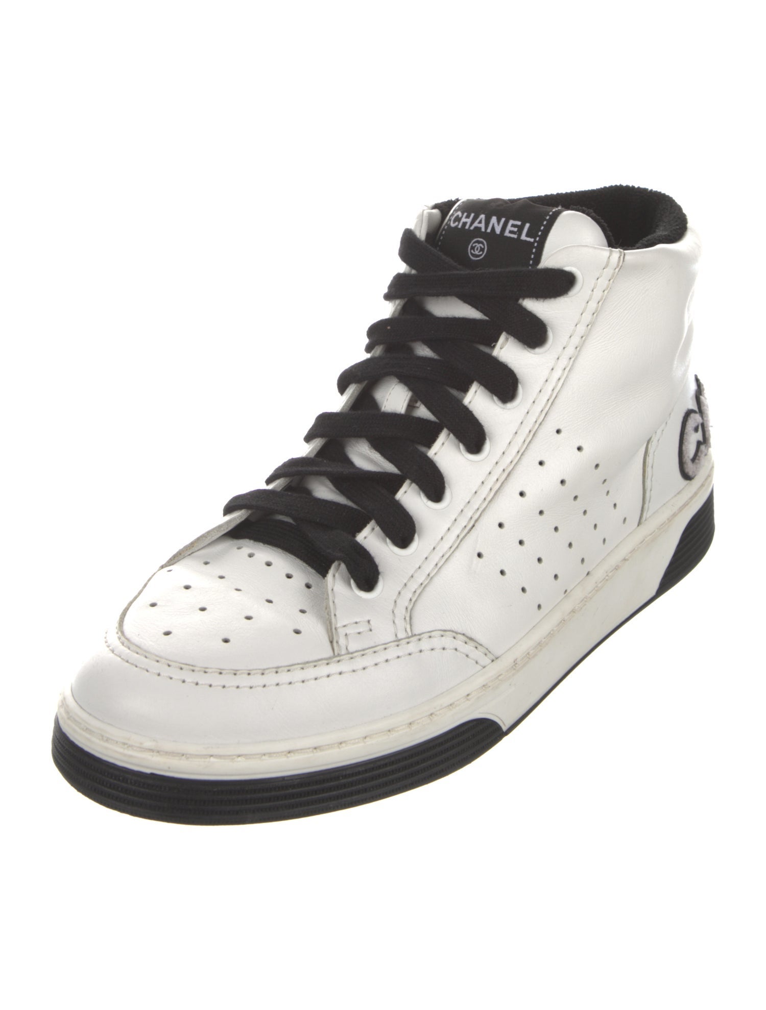 Chanel 2020 Leather Sneakers