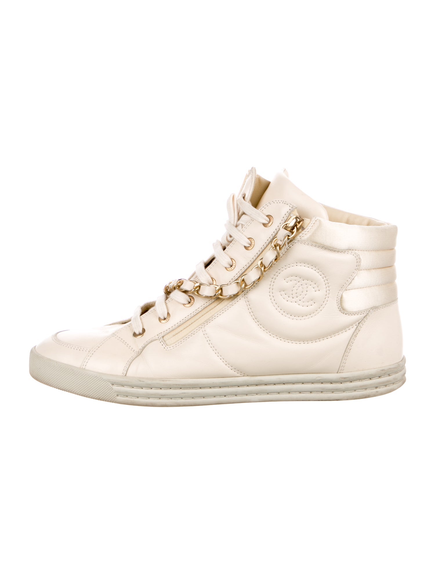 Chanel Interlocking CC Logo Leather Sneakers