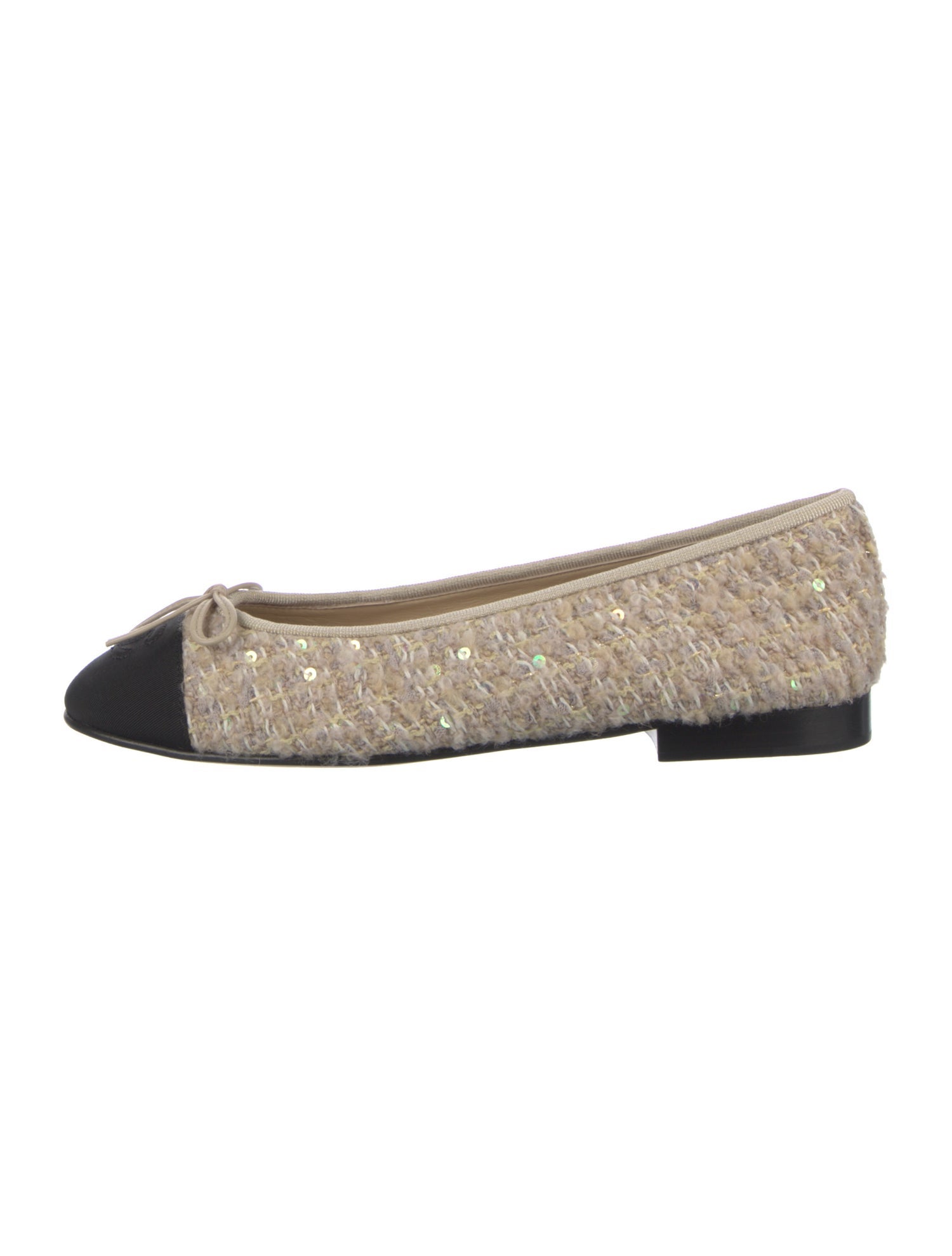 Chanel 2024 Interlocking CC Logo Ballet Flats