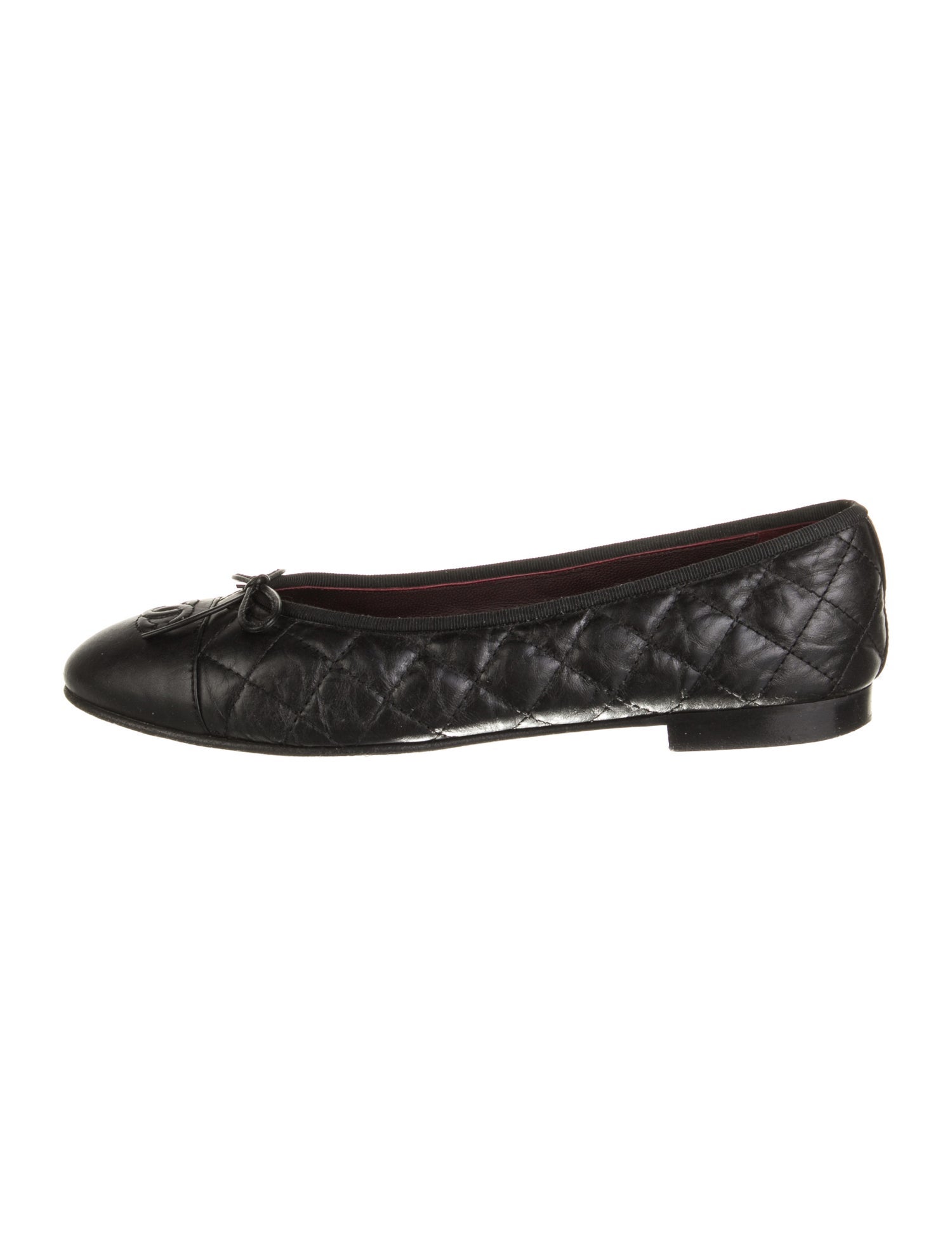 Chanel Interlocking CC Logo Leather Ballet Flats