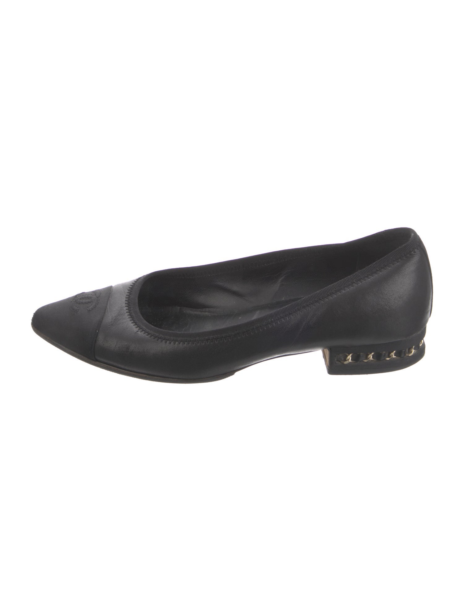 Chanel Interlocking CC Logo Leather Ballet Flats