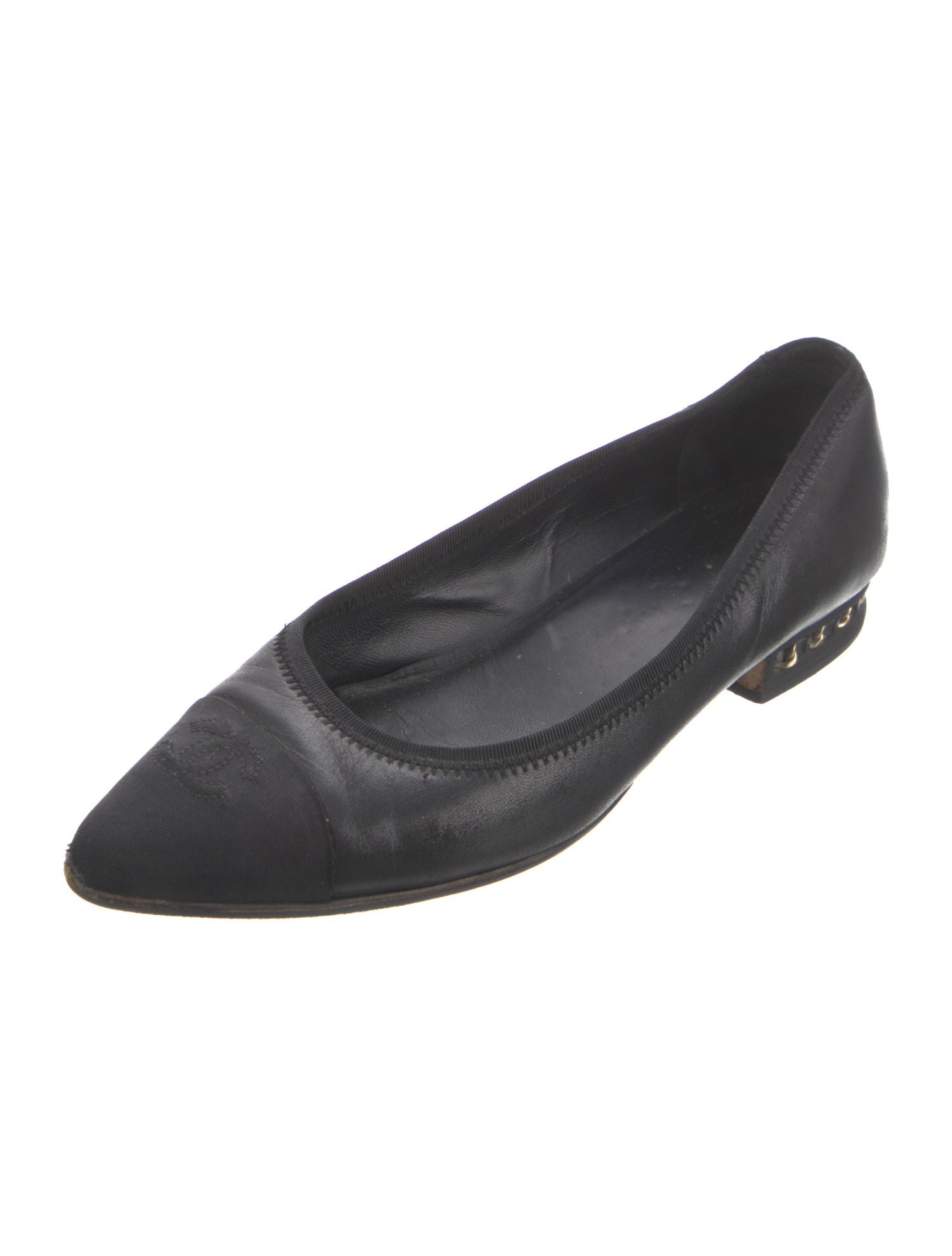Chanel Interlocking CC Logo Leather Ballet Flats