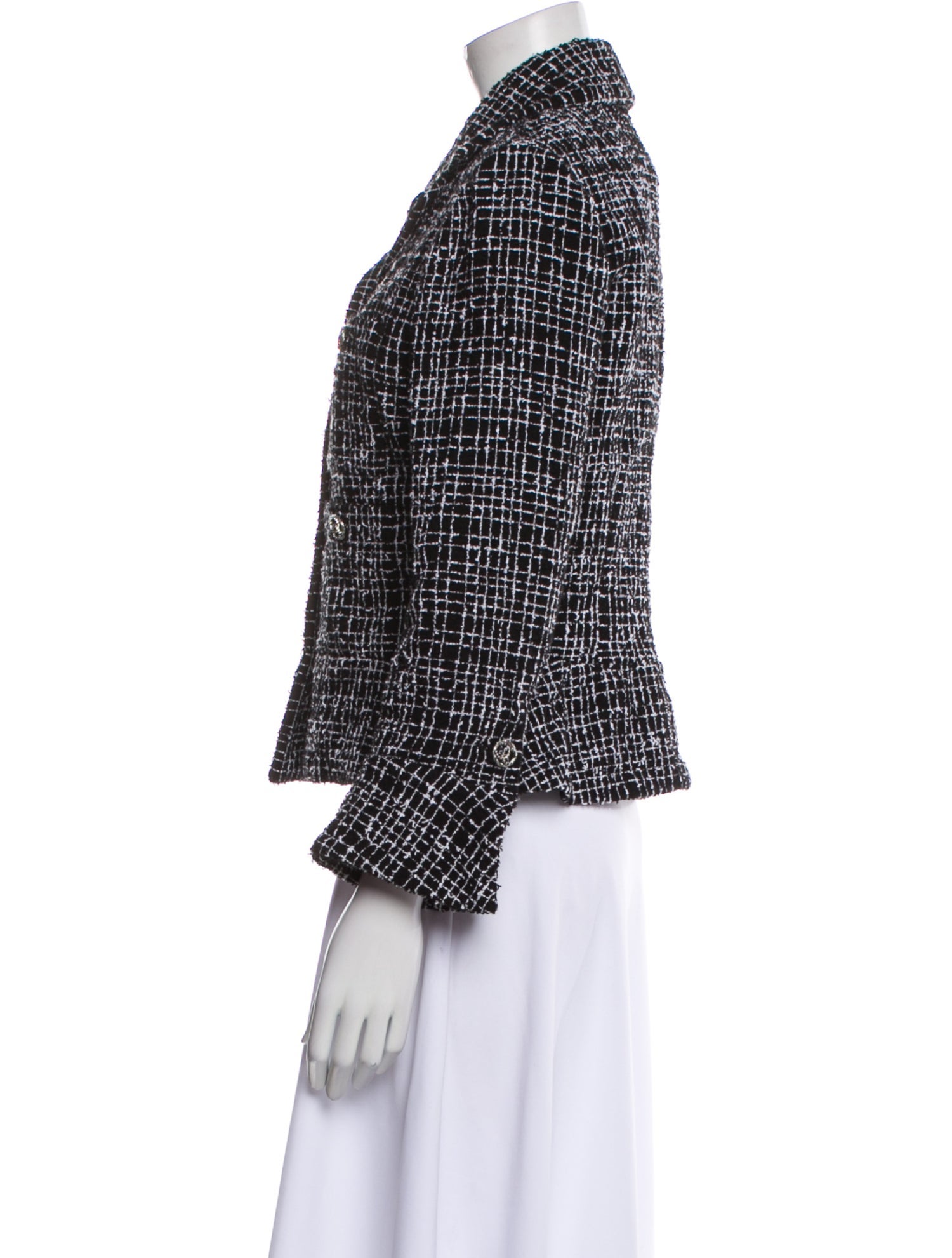 Chanel 2023 Tweed Pattern Blazer