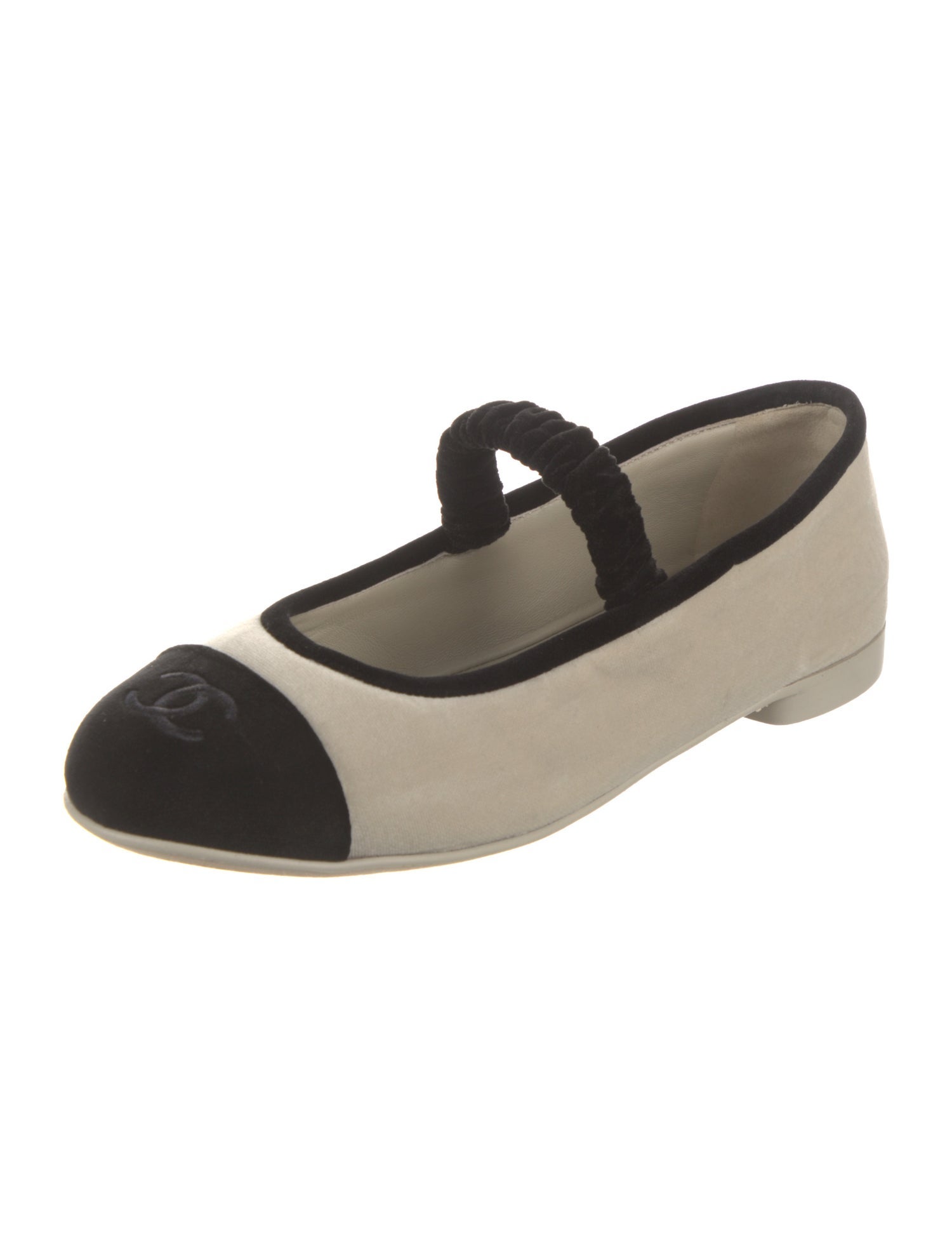 Chanel 2025 Interlocking CC Logo Mary Jane Flats
