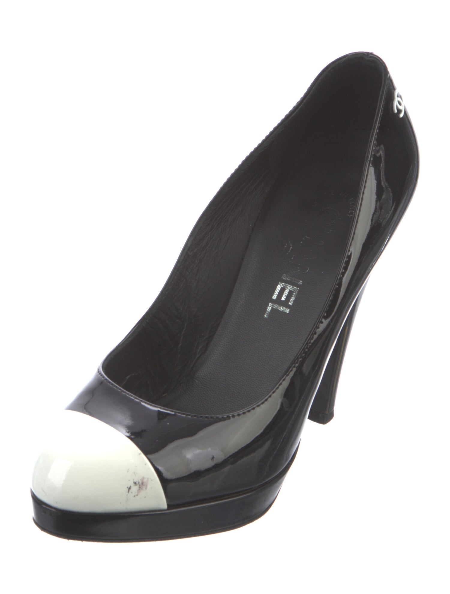 Chanel 2008 Interlocking CC Logo Pumps