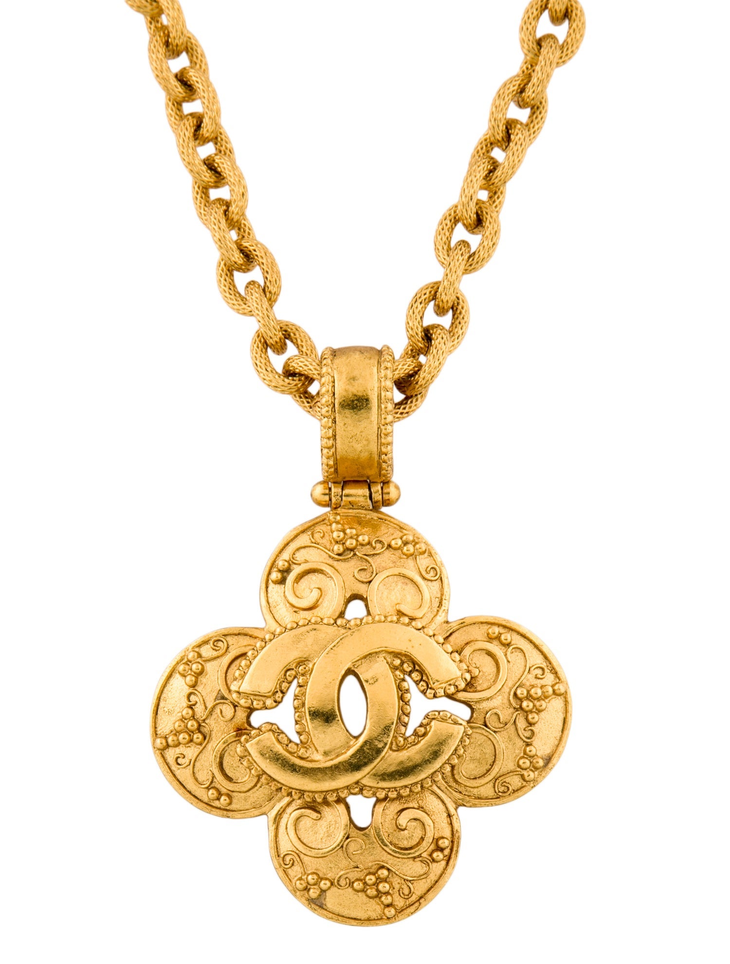 Chanel Vintage Clover CC Pendant Necklace