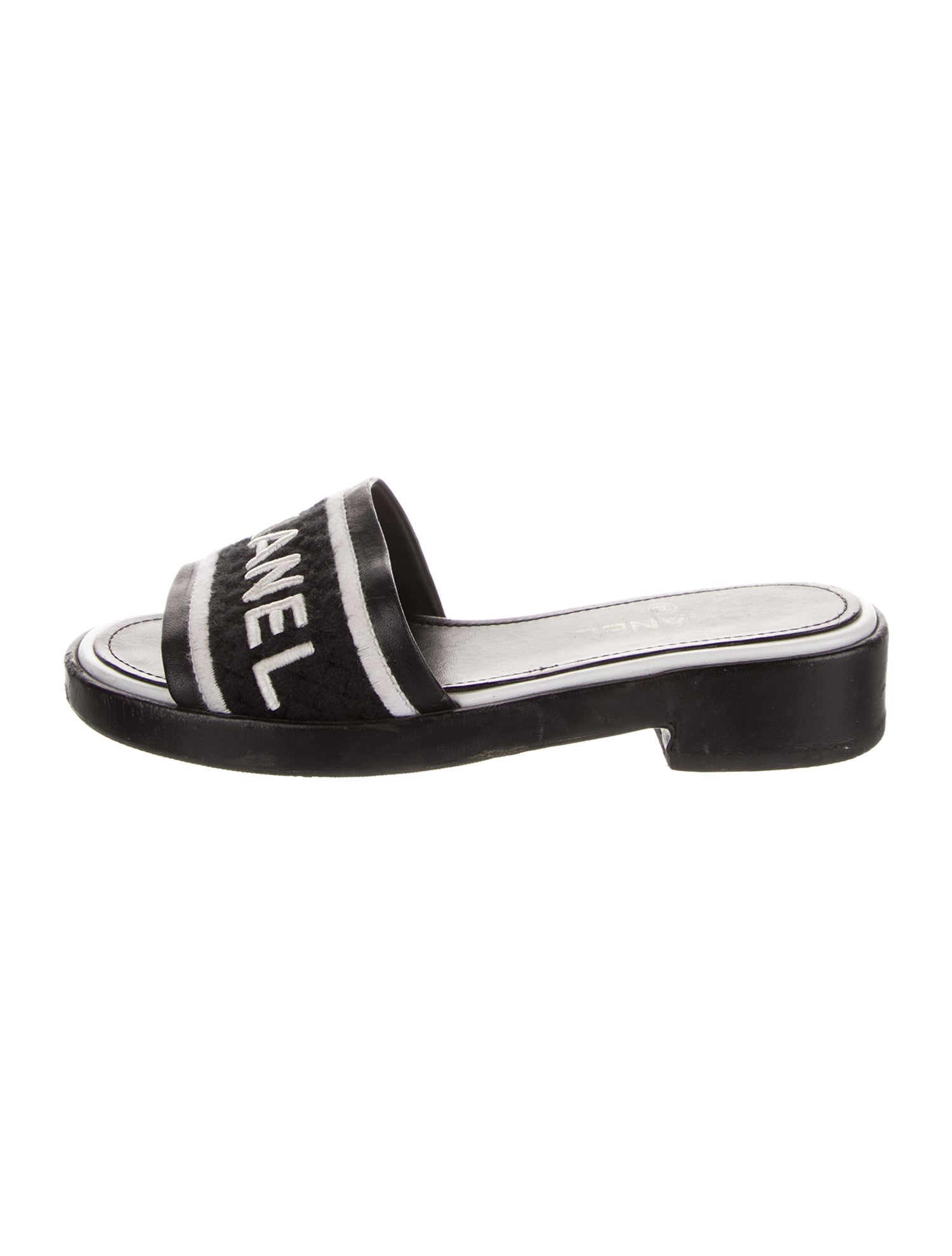 Chanel 2021 Interlocking CC Logo Slides