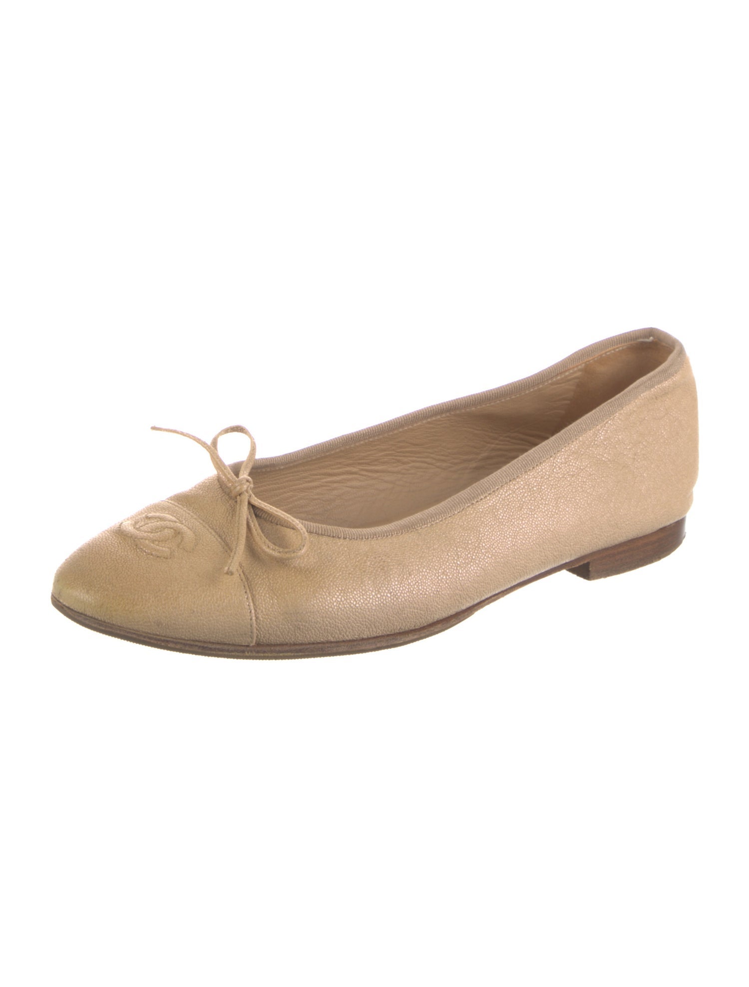 Chanel Interlocking CC Logo Leather Ballet Flats