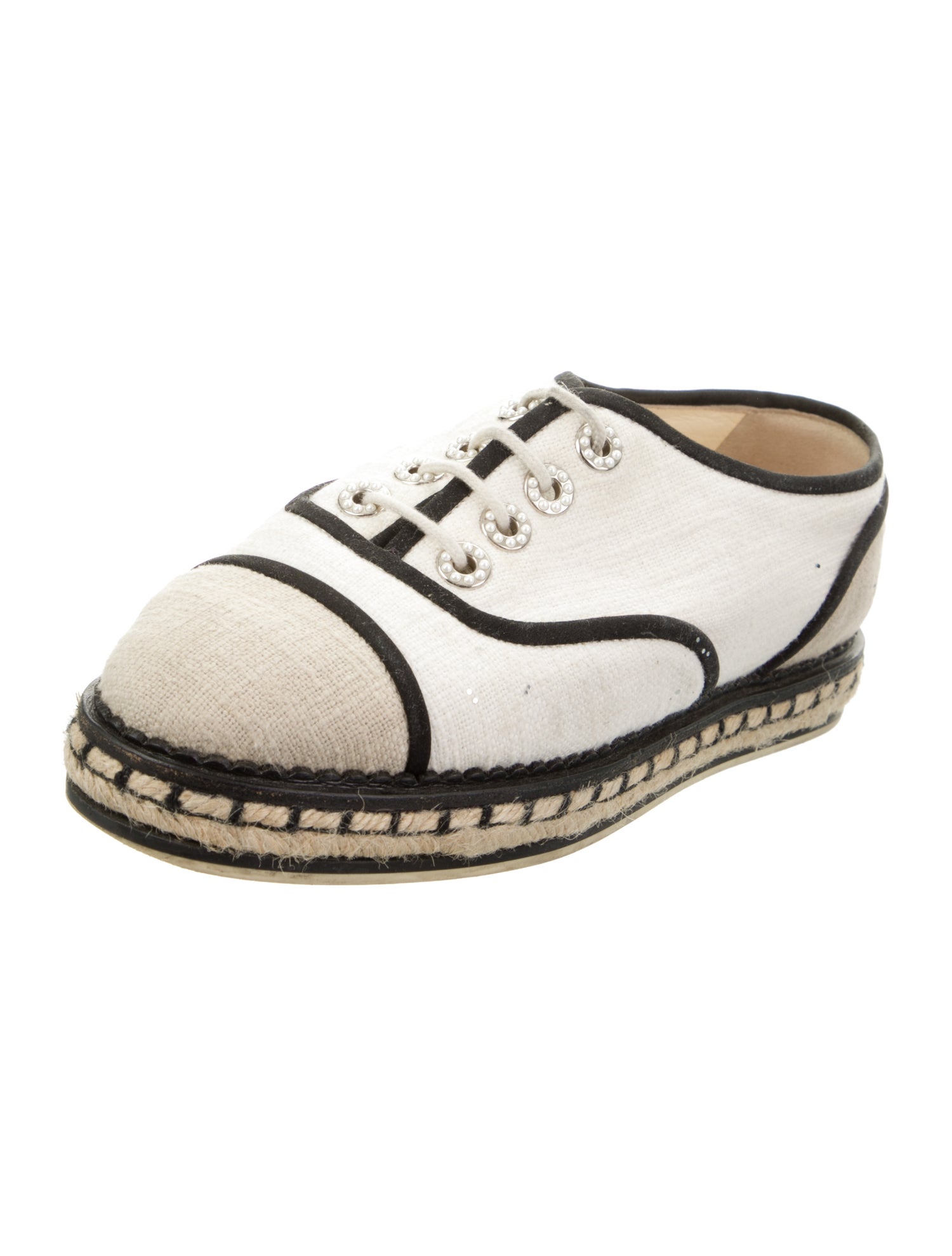 Chanel 2016 Interlocking CC Logo Espadrille Sneakers
