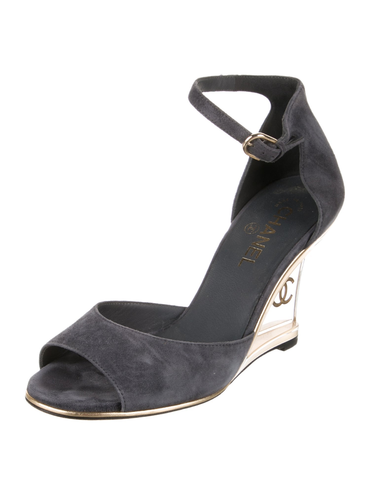 Chanel 2022 Interlocking CC Logo D'Orsay Pumps