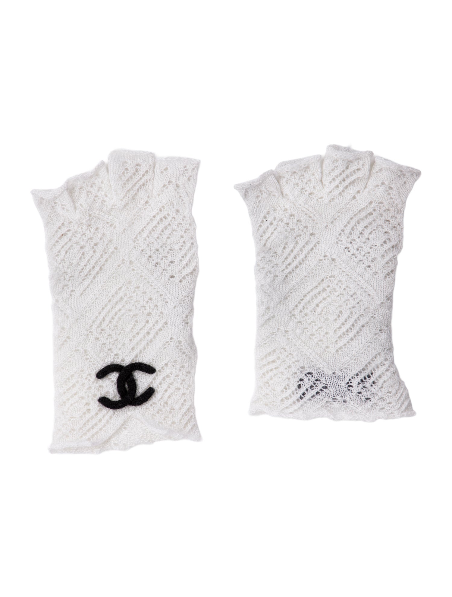 Chanel 2025 CC Gloves w/Tags