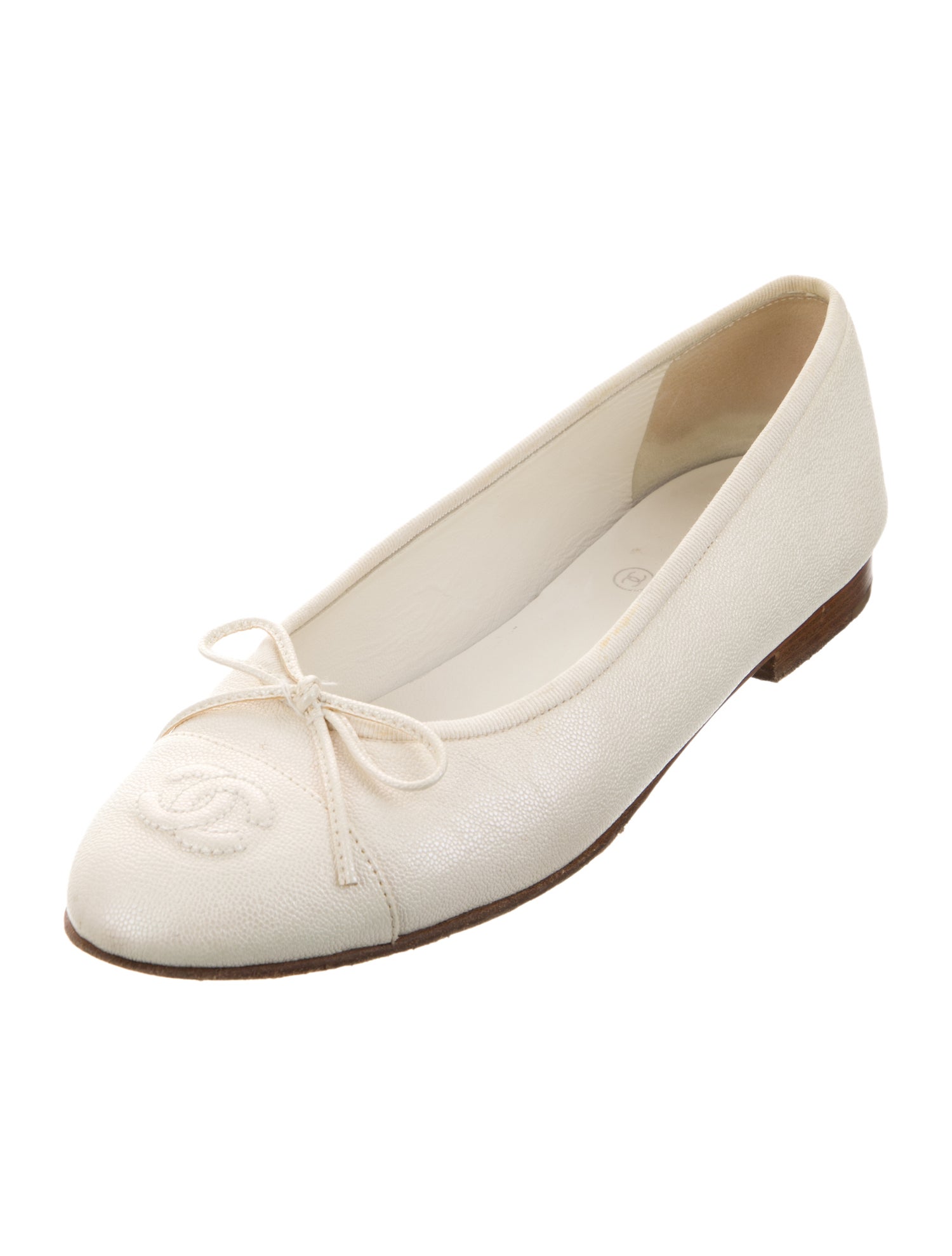 Chanel Interlocking CC Logo Leather Ballet Flats