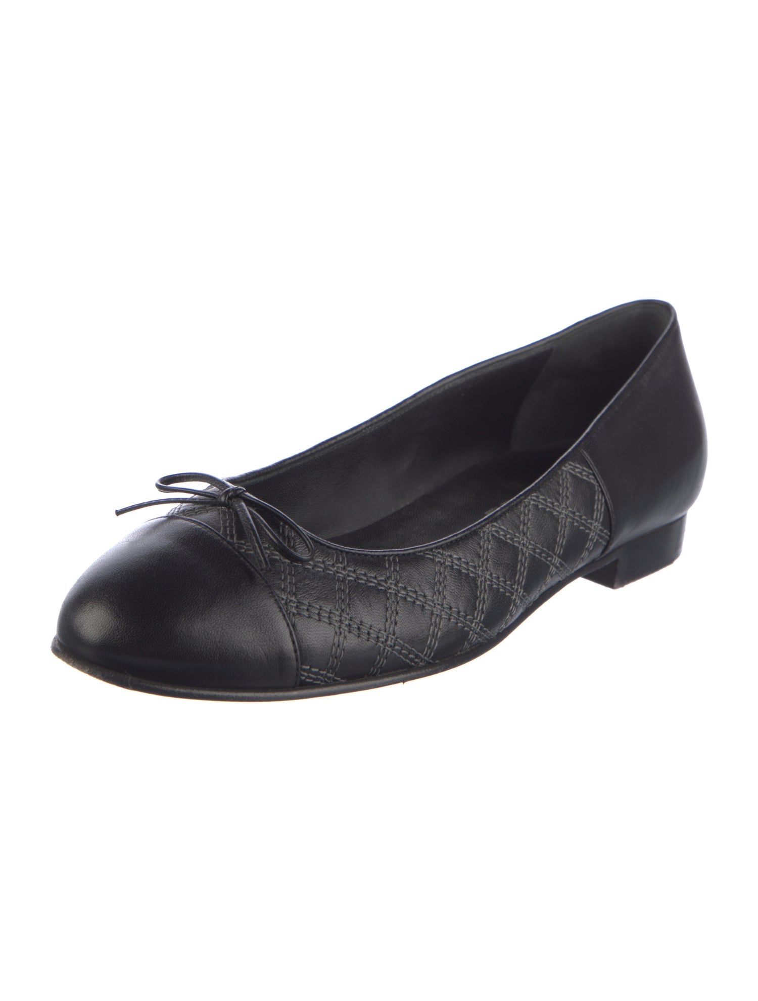 Chanel Interlocking CC Logo Leather Ballet Flats